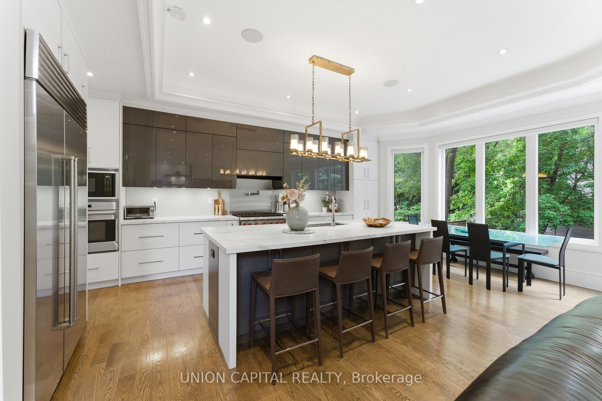 Photo 14 of 20 Walker Road, North York, Lansing-Westgate — HOMEH