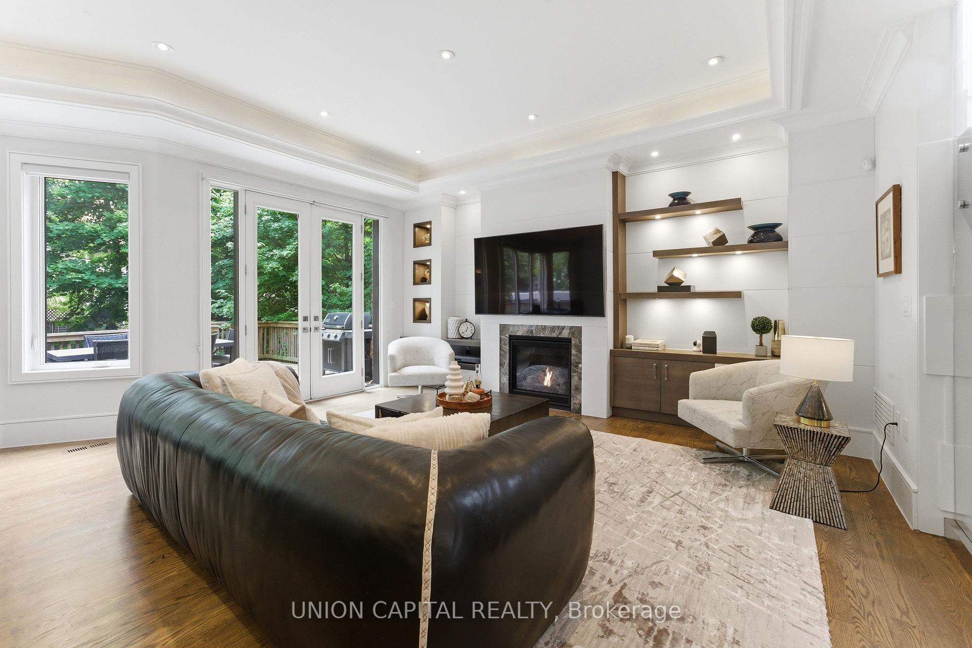 Photo 19 of 20 Walker Road, North York, Lansing-Westgate — HOMEH