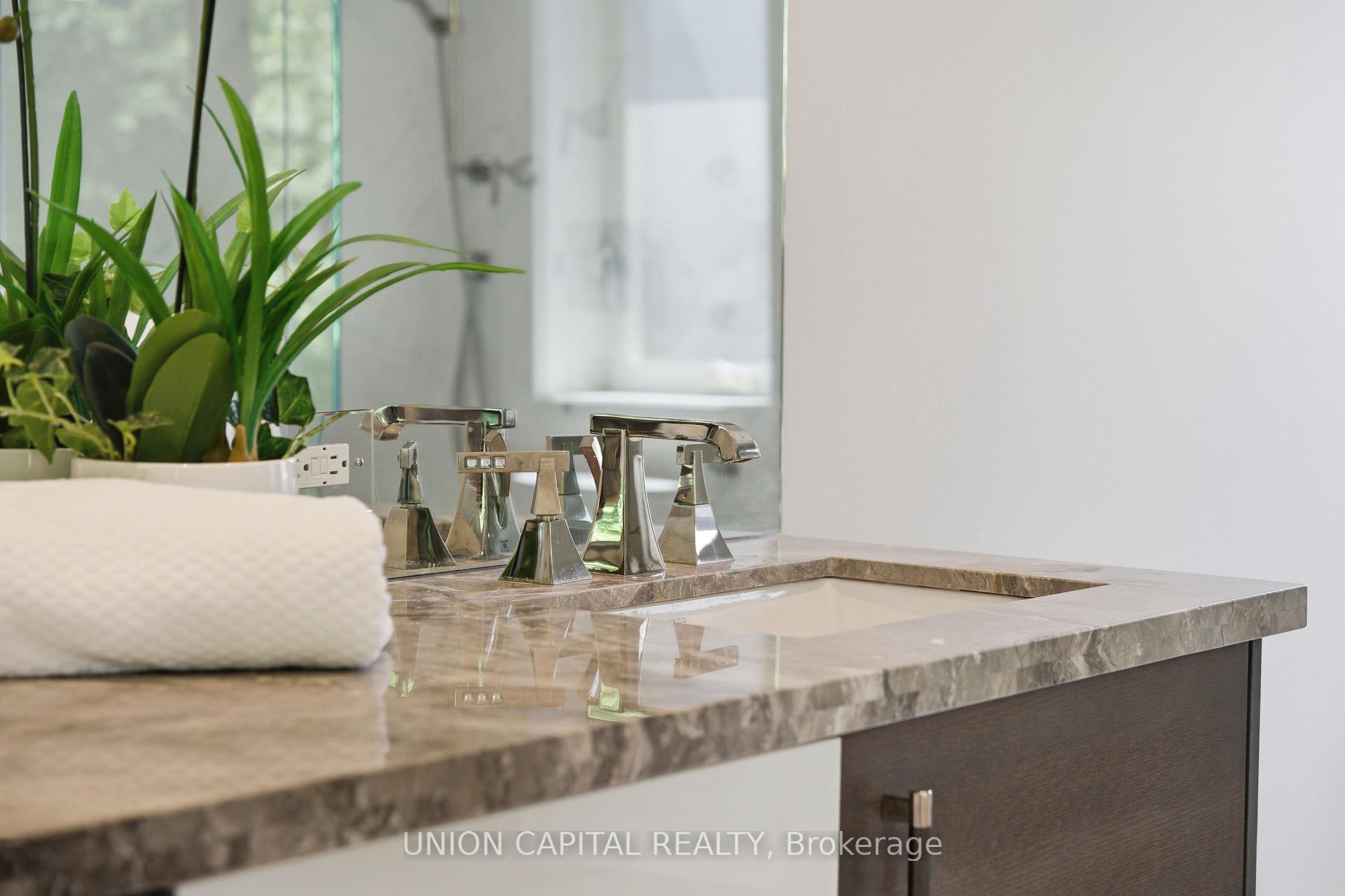 Photo 33 of 20 Walker Road, North York, Lansing-Westgate — HOMEH