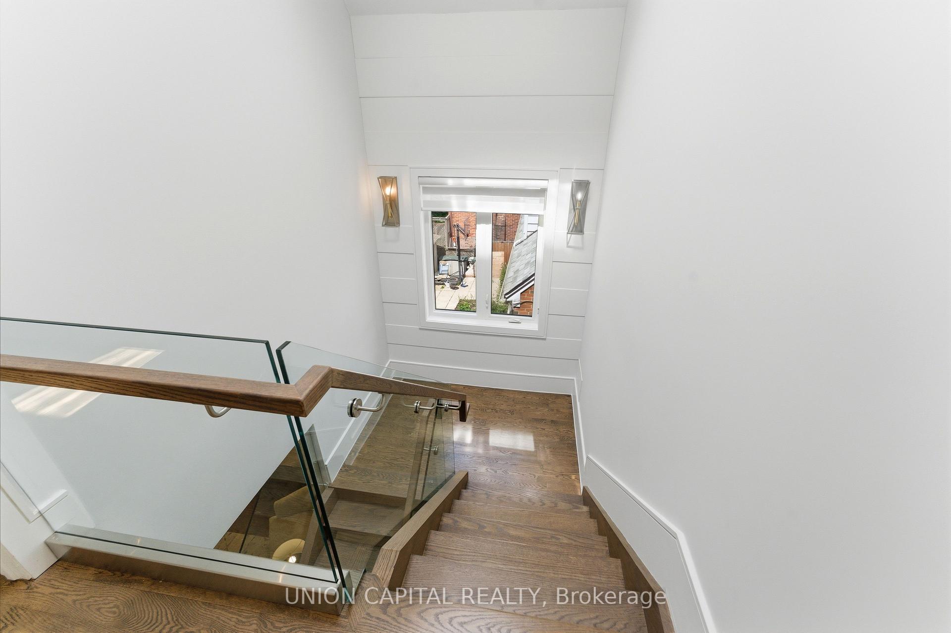 Photo 38 of 20 Walker Road, North York, Lansing-Westgate — HOMEH