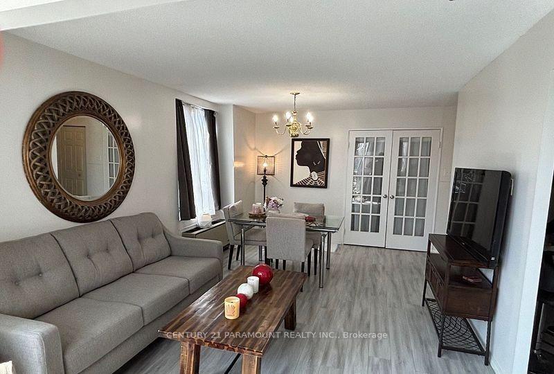 Photo 6 of Unit 112, 61 Markbrook Lane, Etobicoke, Mount Olive-Silverstone-Jamestown — HOMEH