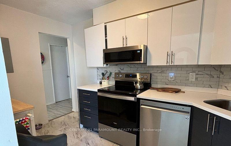 Photo 9 of Unit 112, 61 Markbrook Lane, Etobicoke, Mount Olive-Silverstone-Jamestown — HOMEH