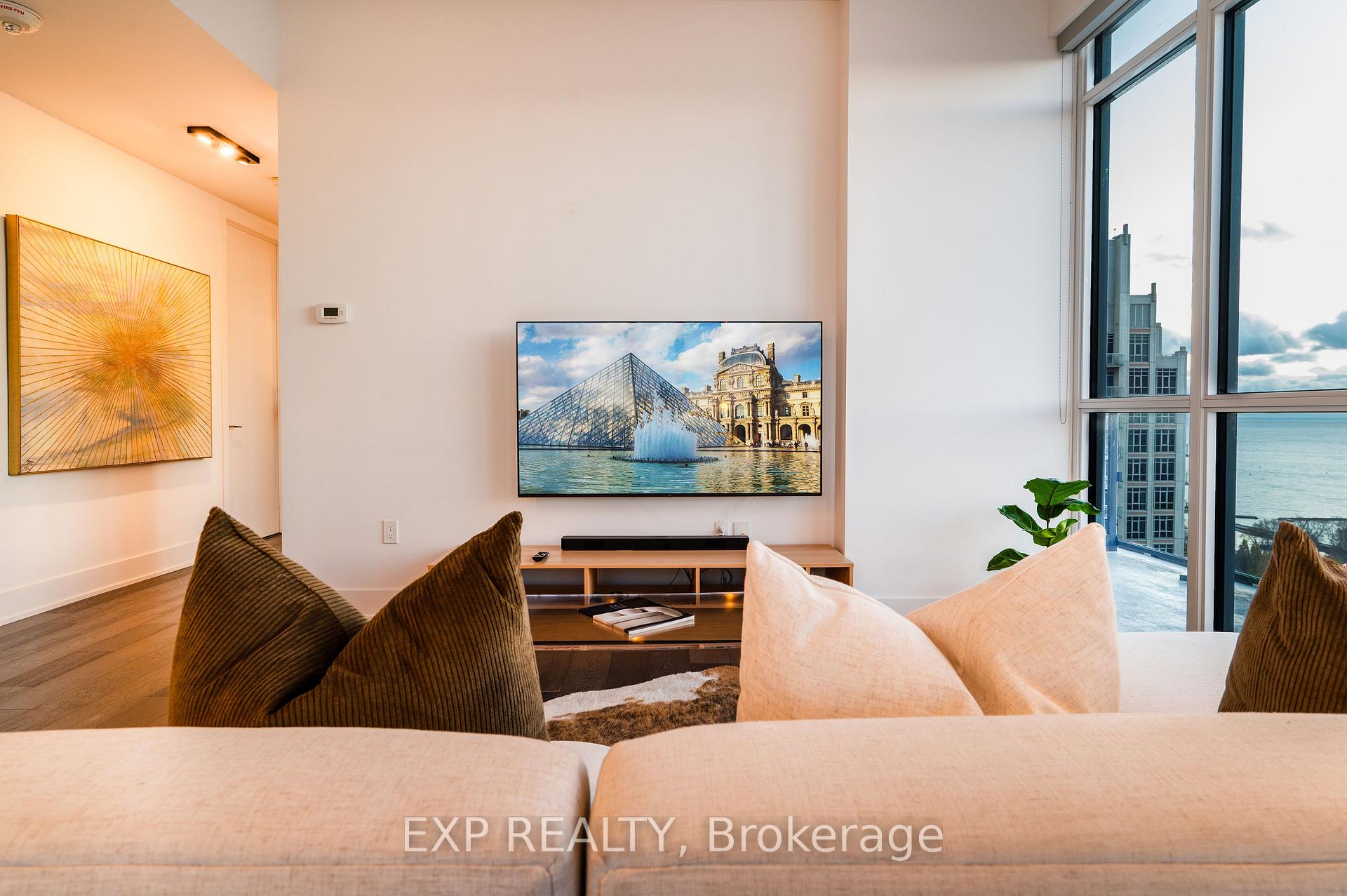 Photo 9 of Unit PH03, 38 Iannuzzi Street, Toronto, Waterfront Communities — HOMEH