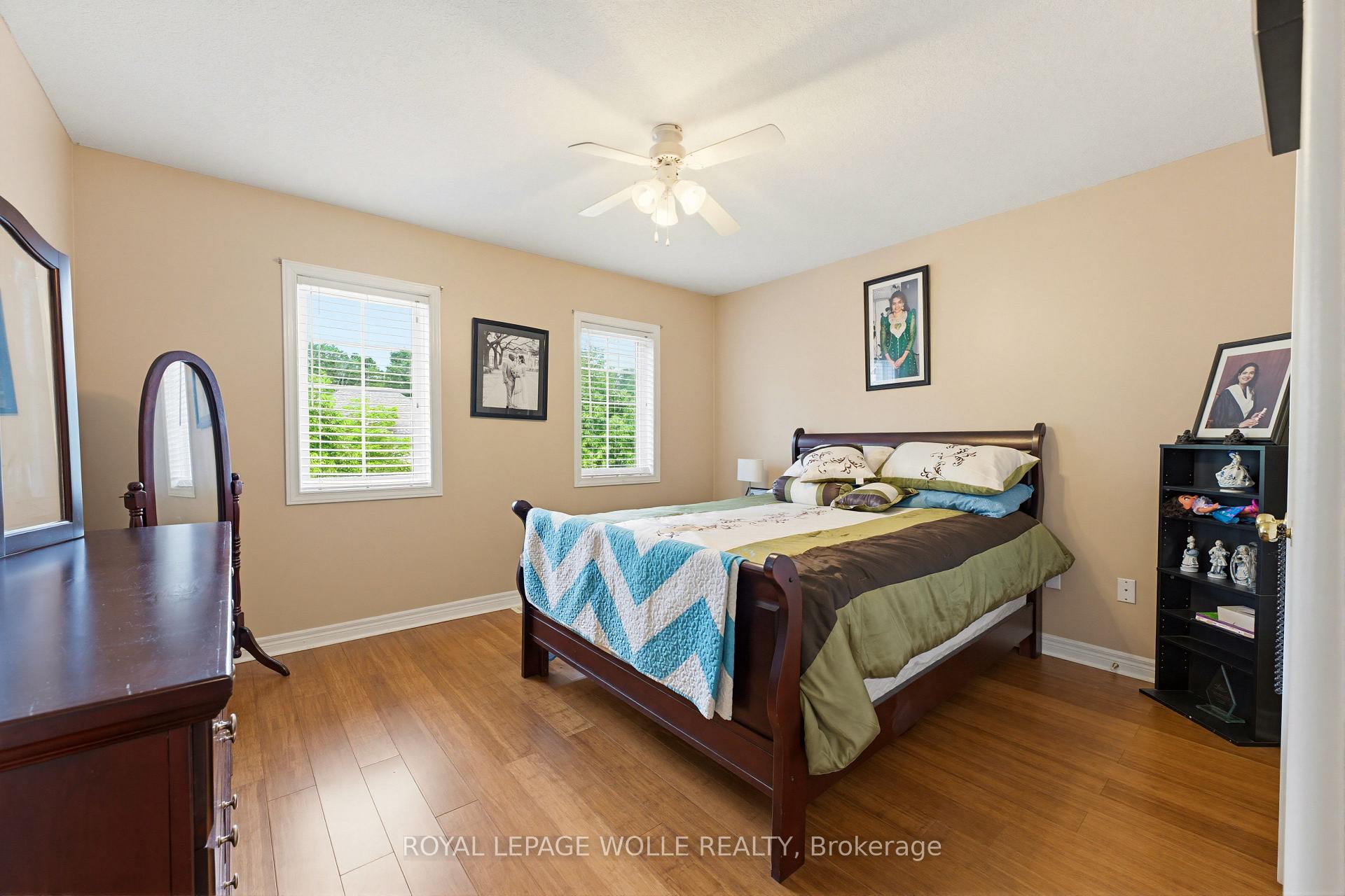 Photo 27 of 805 Munich Circle, Waterloo, Clair Hills — HOMEH