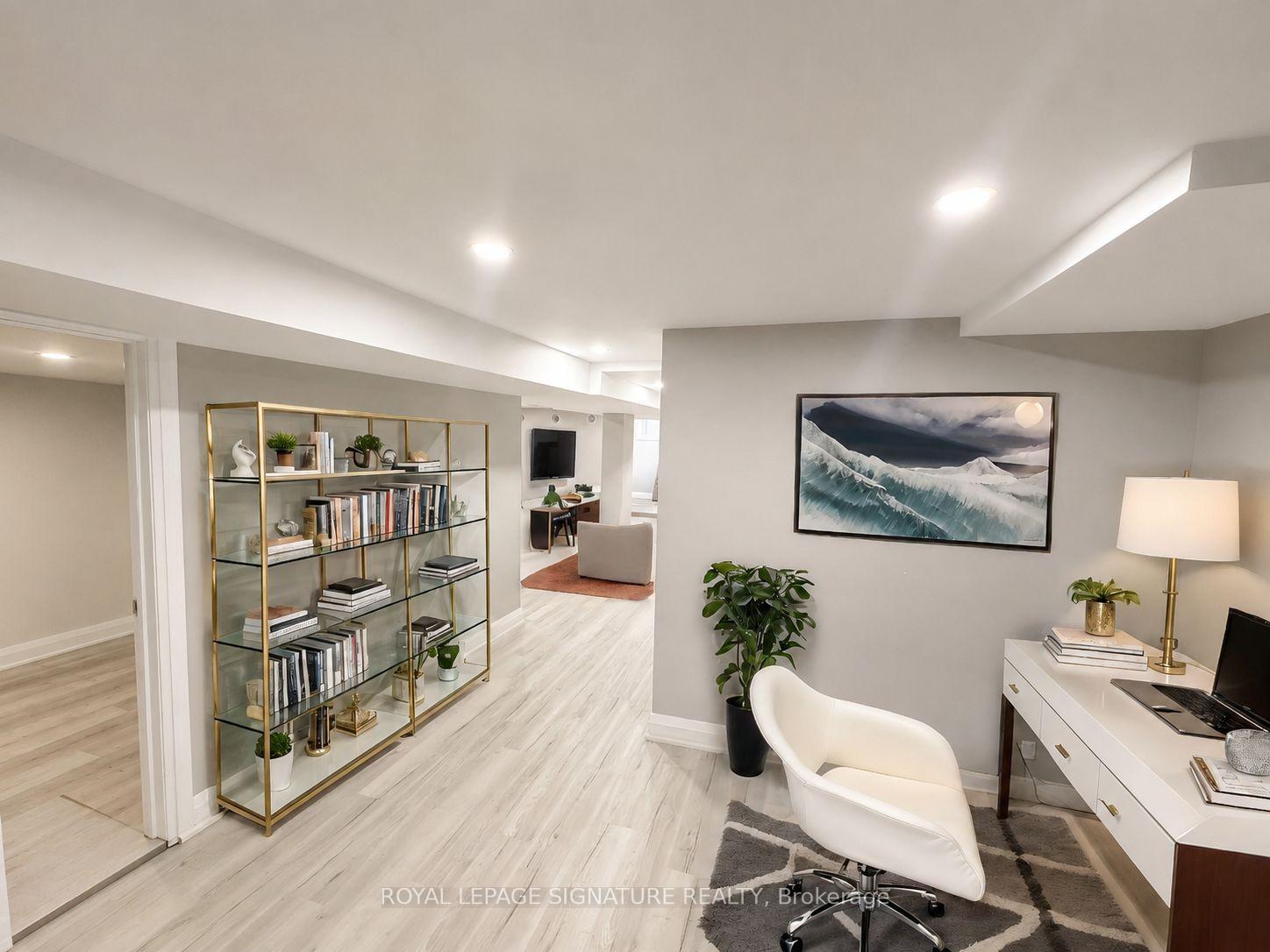 Photo 5 of 211 Maple Avenue, Richmond Hill, Harding — HOMEH