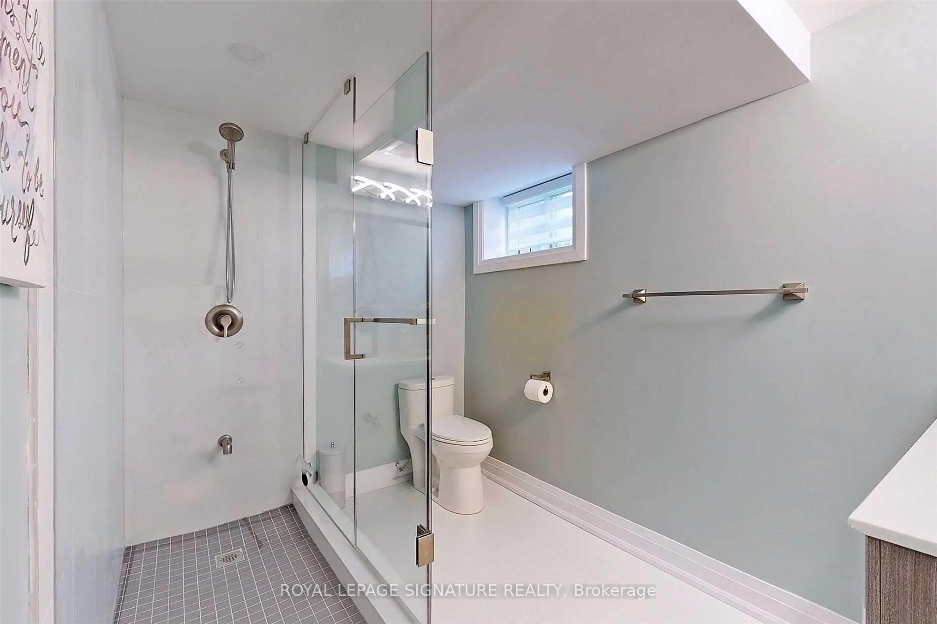 Photo 9 of 211 Maple Avenue, Richmond Hill, Harding — HOMEH