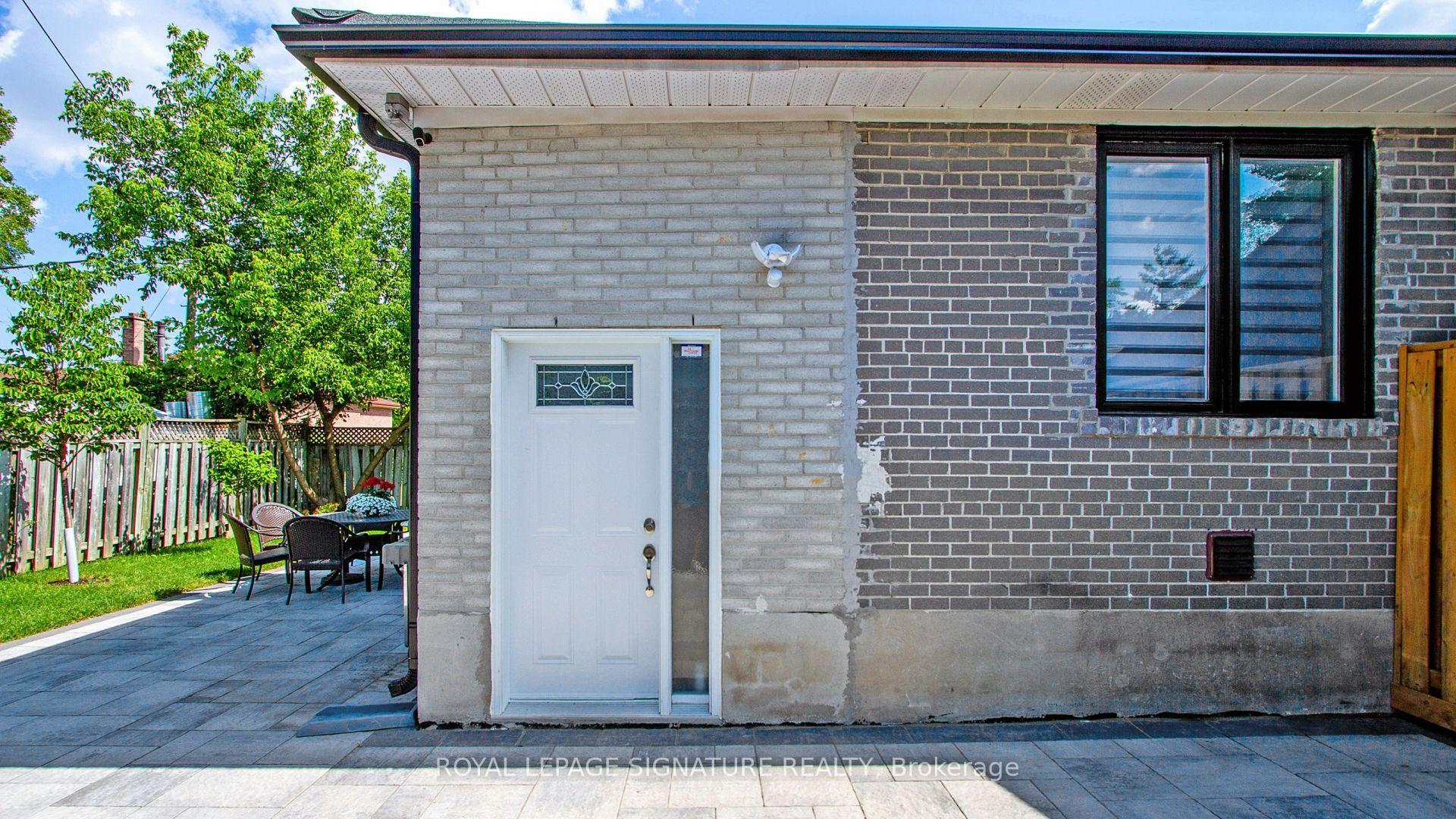 Photo 18 of 211 Maple Avenue, Richmond Hill, Harding — HOMEH