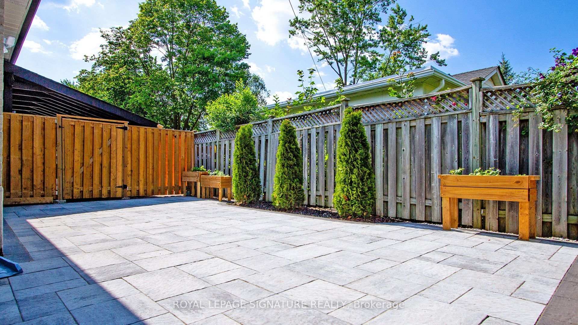Photo 19 of 211 Maple Avenue, Richmond Hill, Harding — HOMEH