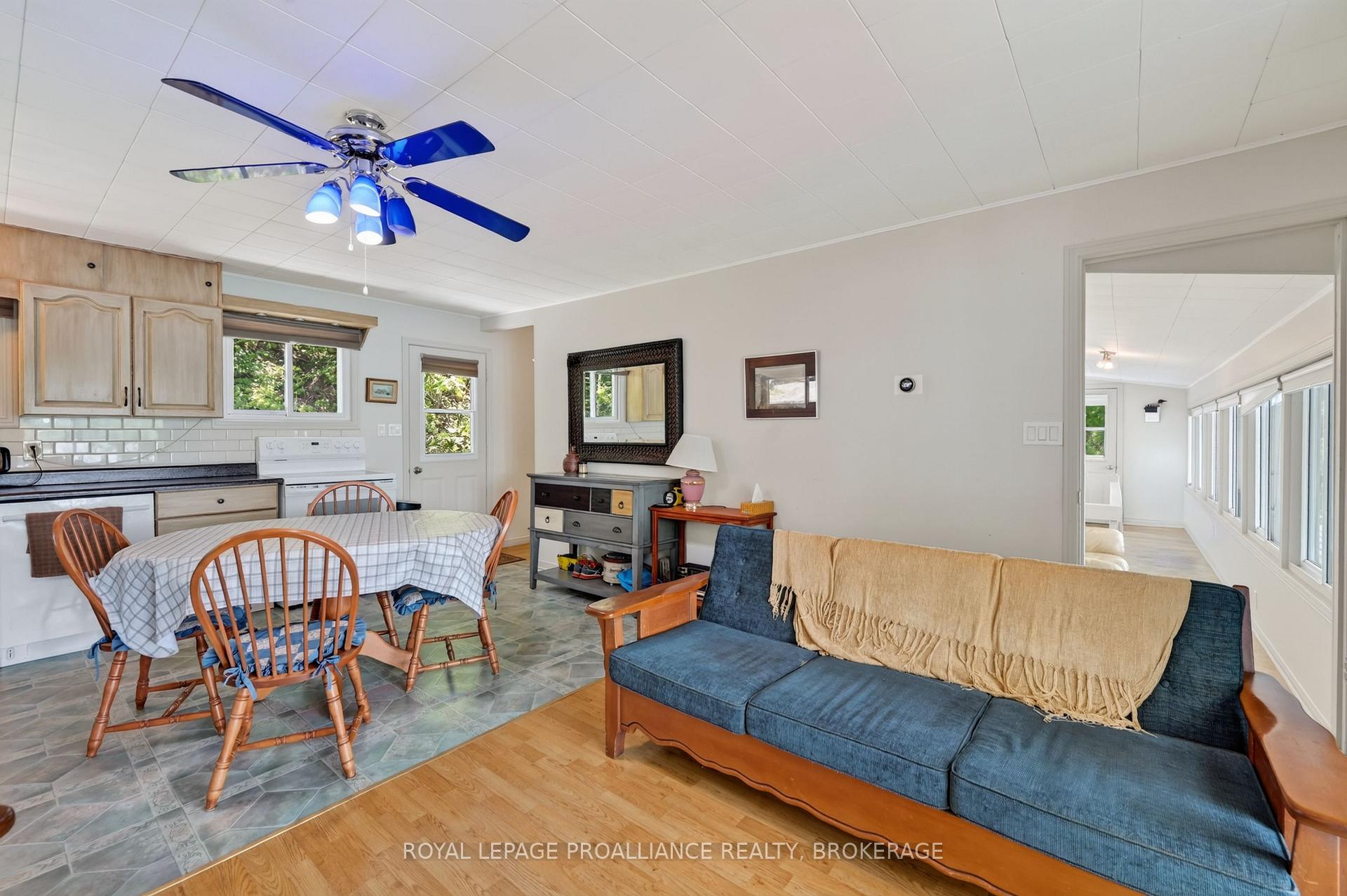 Photo 4 of 1403B Everett Lane, Frontenac, Frontenac South — HOMEH