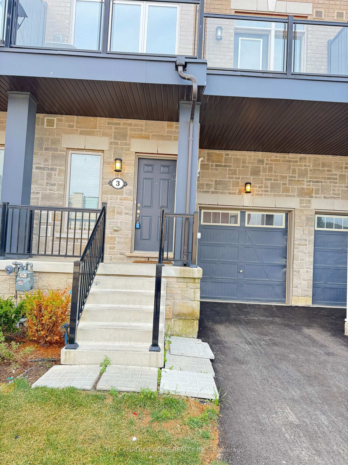 Photo 3 of Unit 2, 3 Tiveron Avenue, Caledon, Rural Caledon — HOMEH