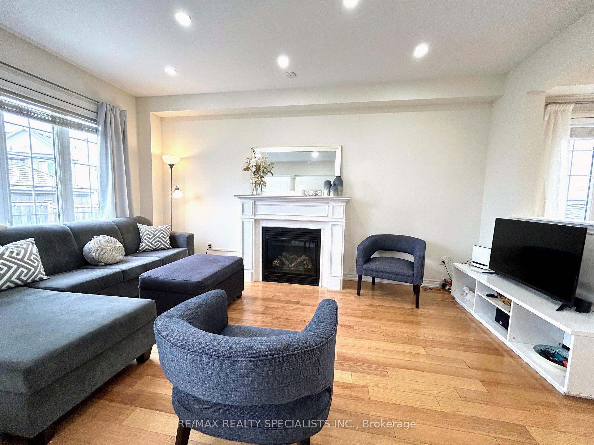 Photo 8 of 55 Dufay Road, Brampton, Northwest Brampton — HOMEH