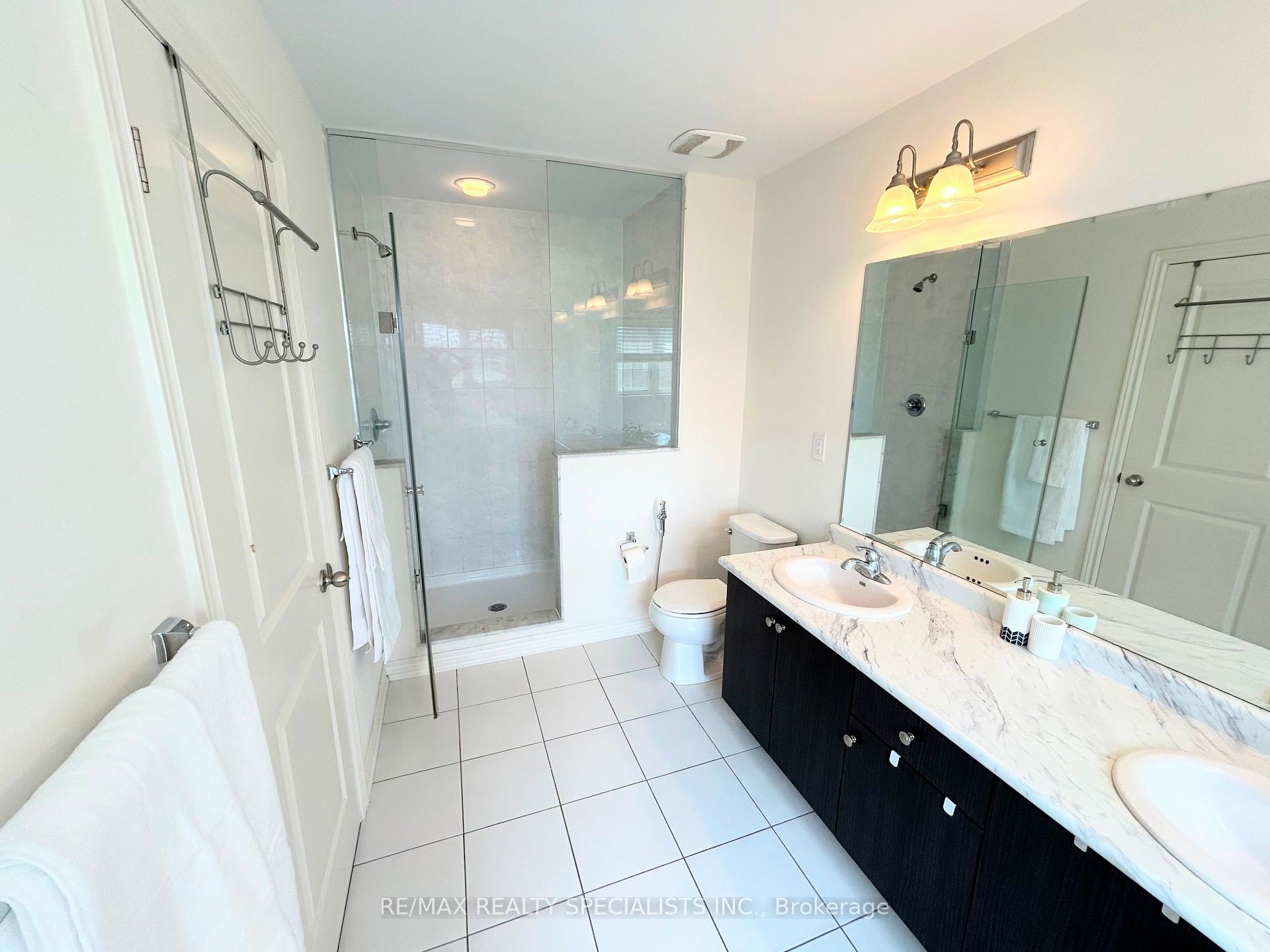 Photo 17 of 55 Dufay Road, Brampton, Northwest Brampton — HOMEH