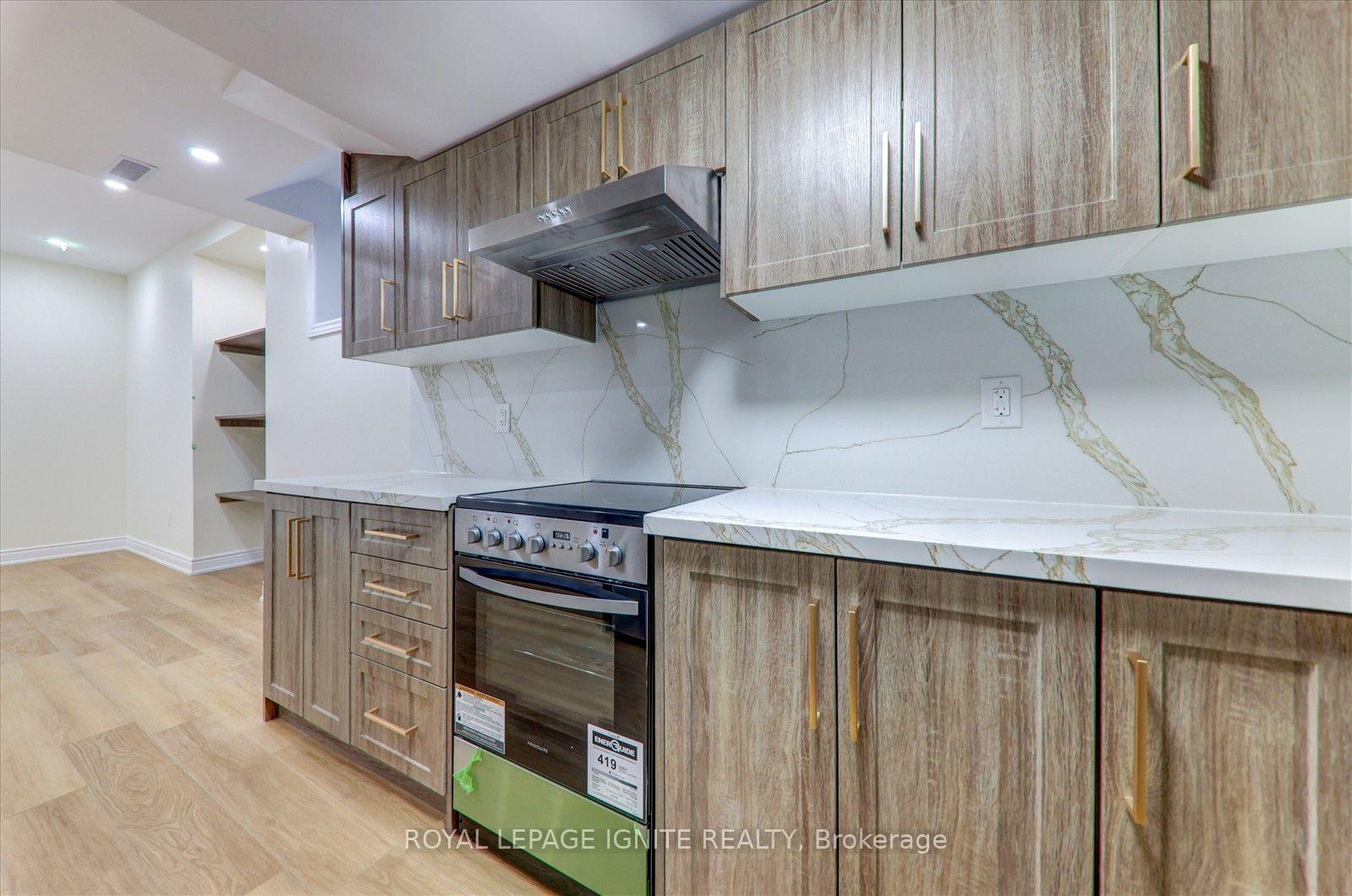 Photo 11 of Unit Bsmt, 17 Winthrop Crescent, Vaughan, Vellore Village — HOMEH