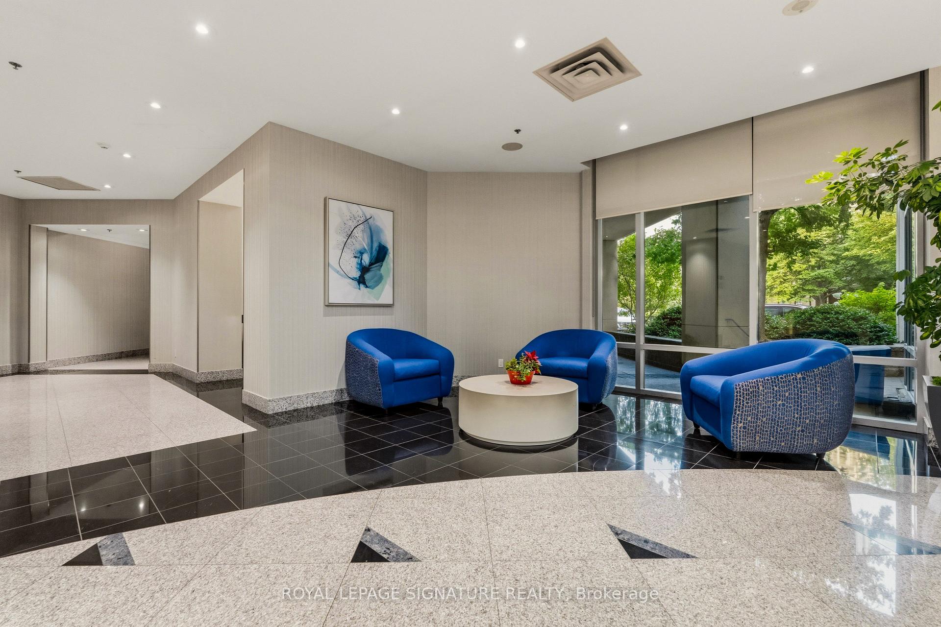 Photo 6 of Unit 1609, 16 Harrison Garden Boulevard, North York, Willowdale East — HOMEH