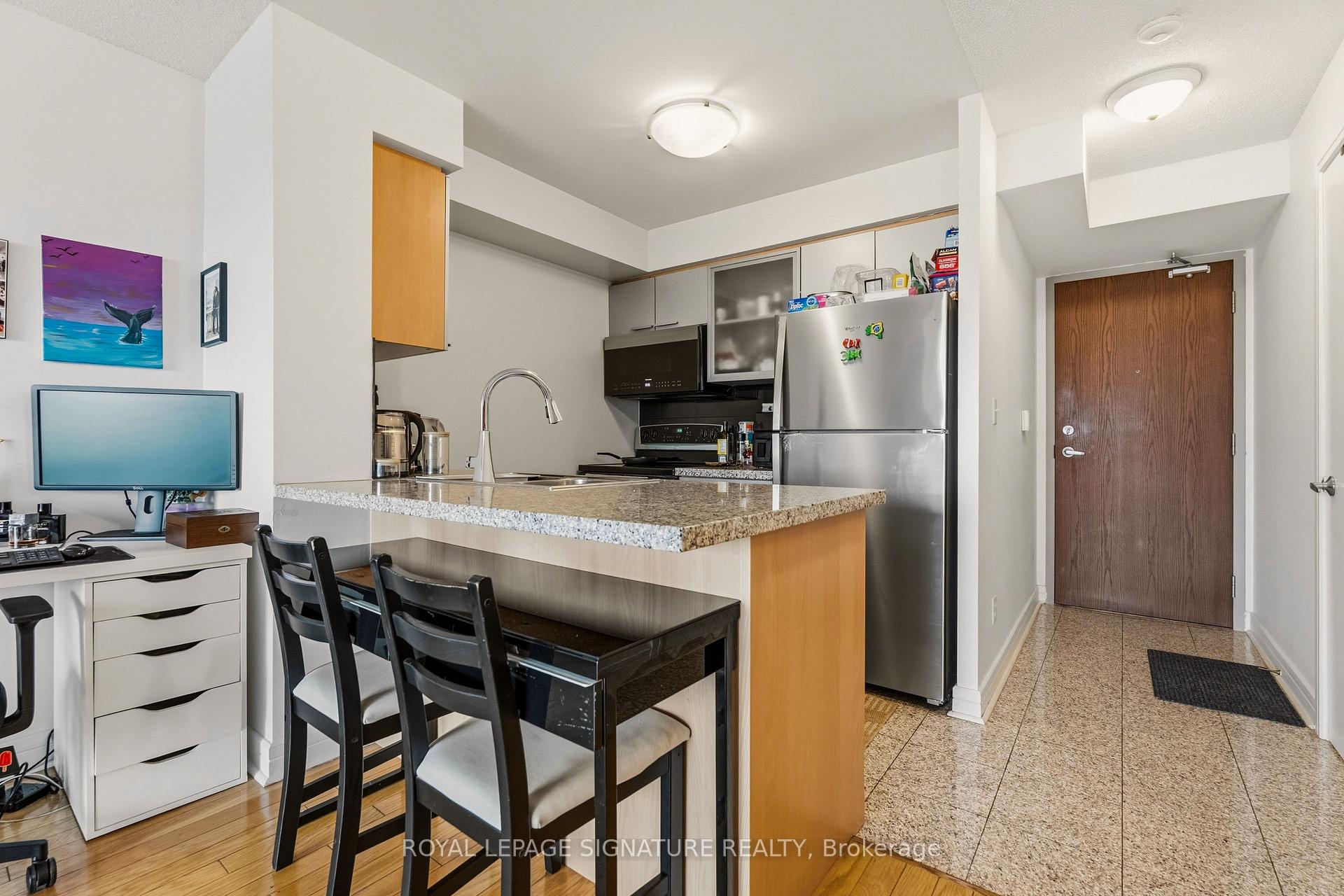 Photo 13 of Unit 1609, 16 Harrison Garden Boulevard, North York, Willowdale East — HOMEH