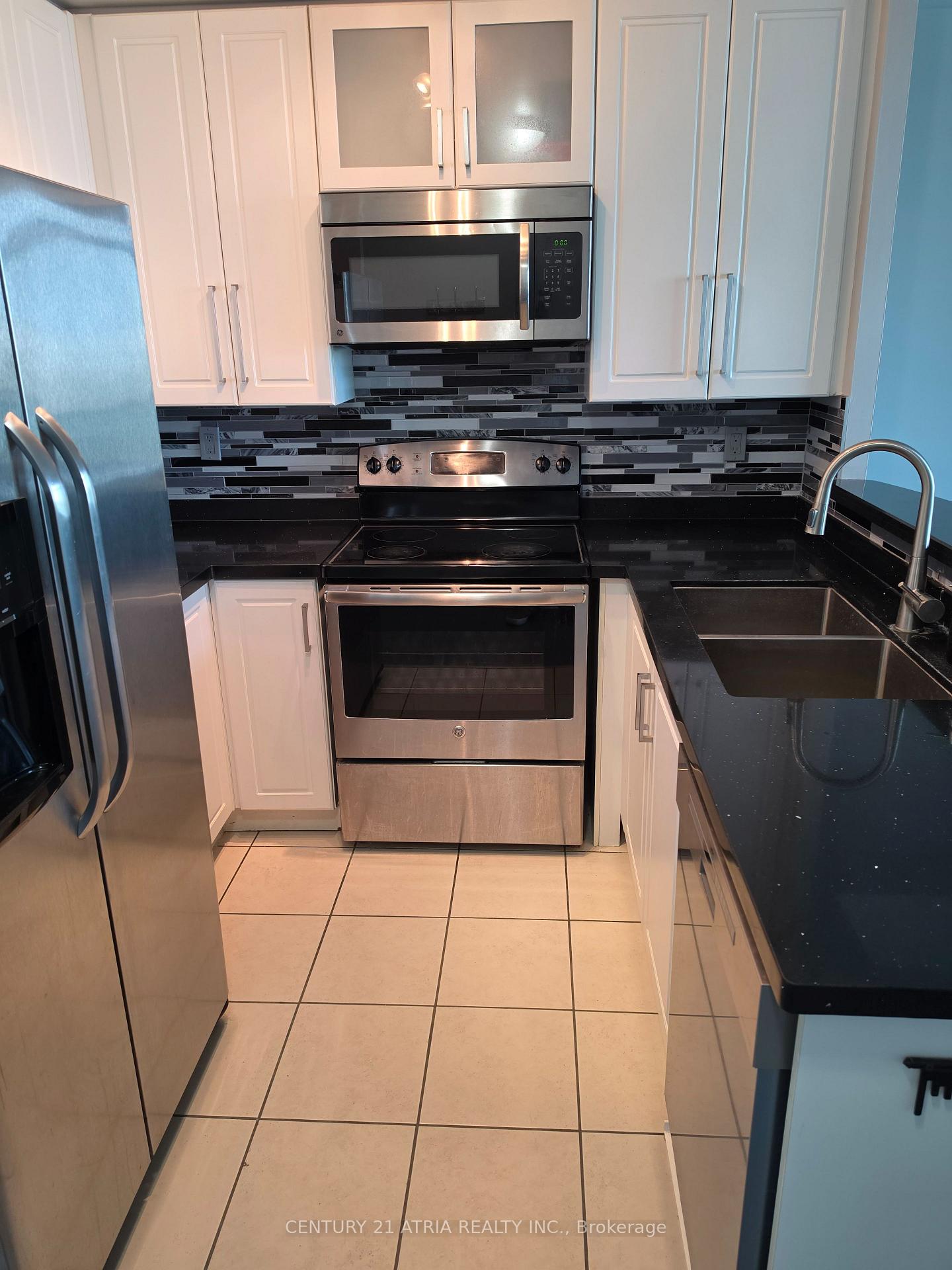 Photo 2 of Unit 2502, 7 Lorraine Drive, North York, Willowdale West — HOMEH