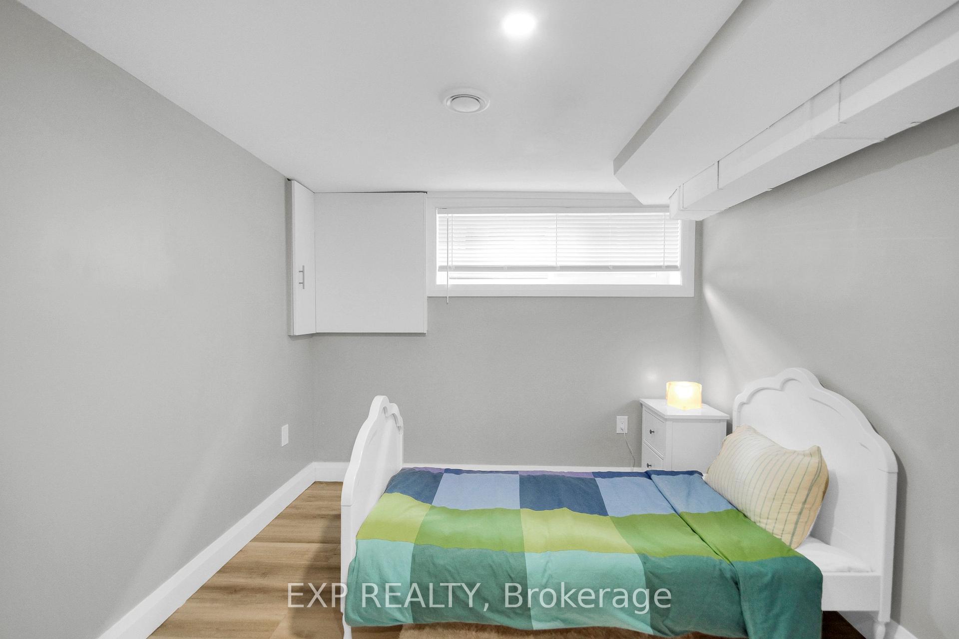 Photo 14 of 1447 Maxime Street, Ottawa, Pineview — HOMEH