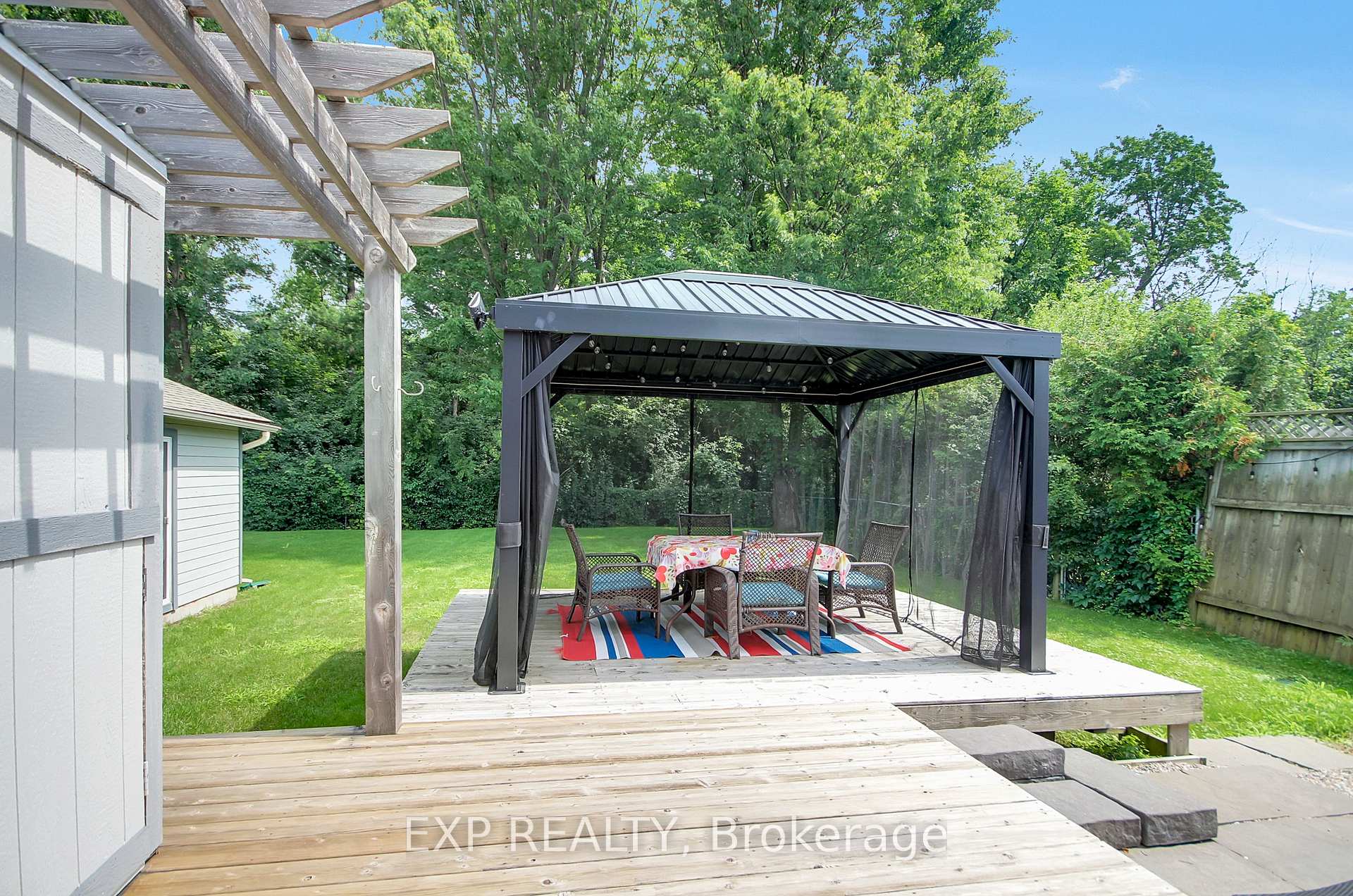 Photo 21 of 1447 Maxime Street, Ottawa, Pineview — HOMEH