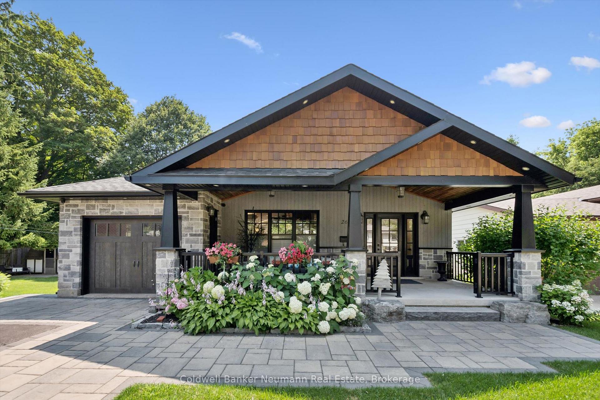 Photo 1 of 268 Glencoe Avenue, Centre Wellington, Fergus — HOMEH