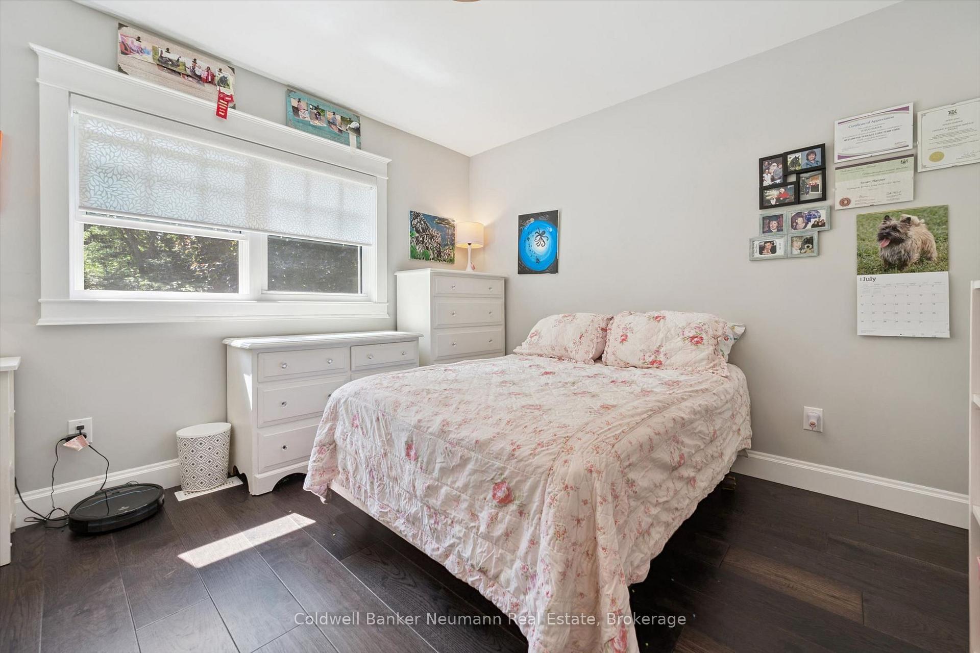 Photo 19 of 268 Glencoe Avenue, Centre Wellington, Fergus — HOMEH