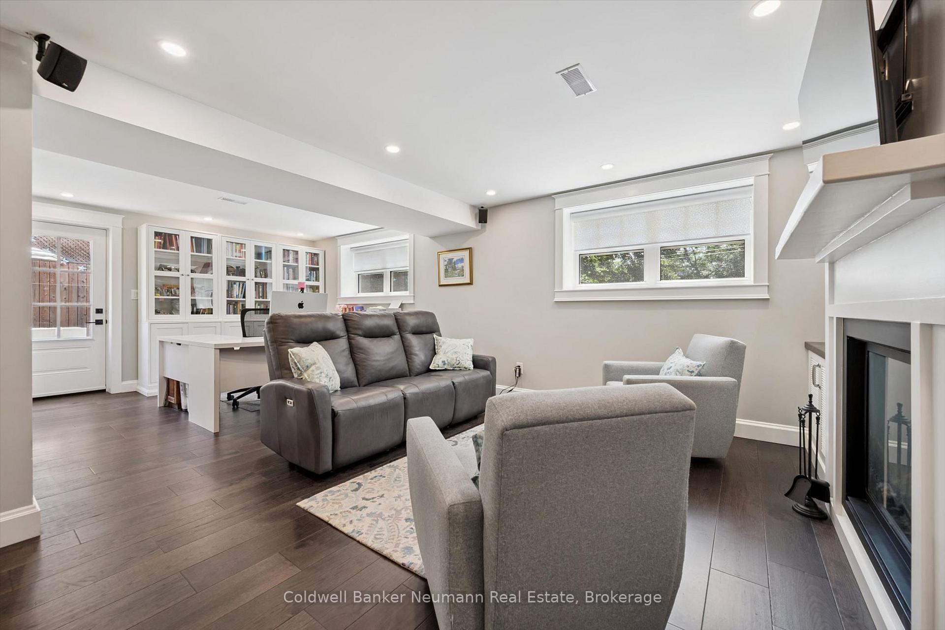 Photo 24 of 268 Glencoe Avenue, Centre Wellington, Fergus — HOMEH