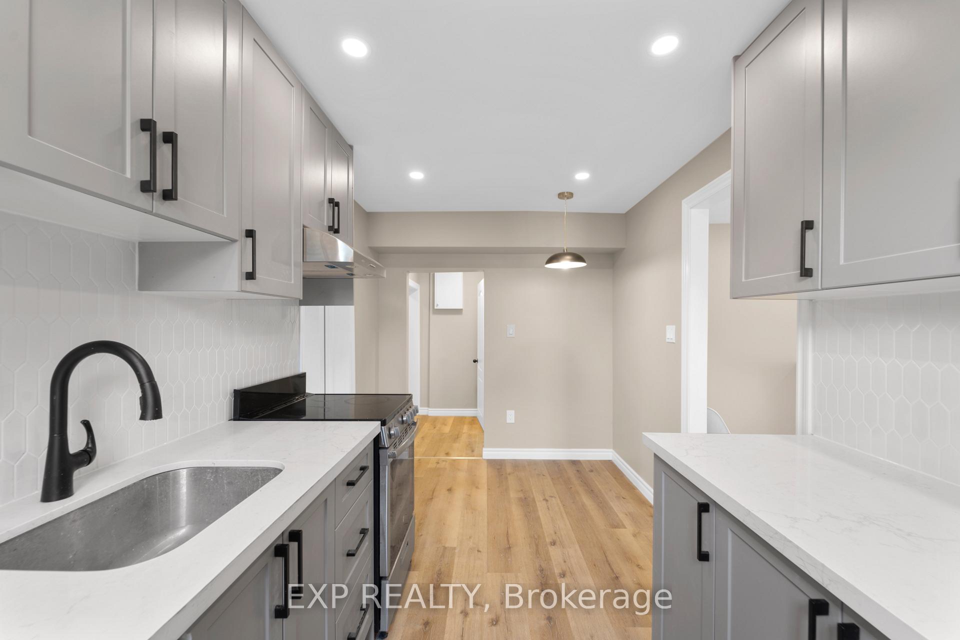 Photo 4 of Unit Unit 1, 165 Main Street, Brighton — HOMEH