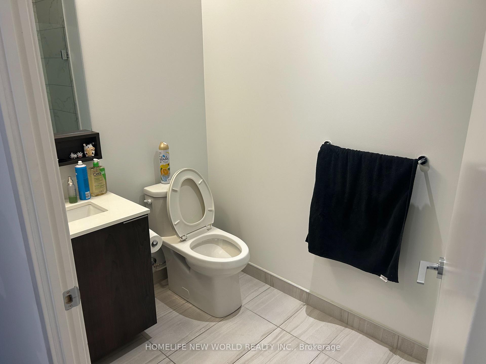 Photo 5 of Unit 4607, 950 Portage Parkway, Vaughan, Vaughan Corporate Centre — HOMEH