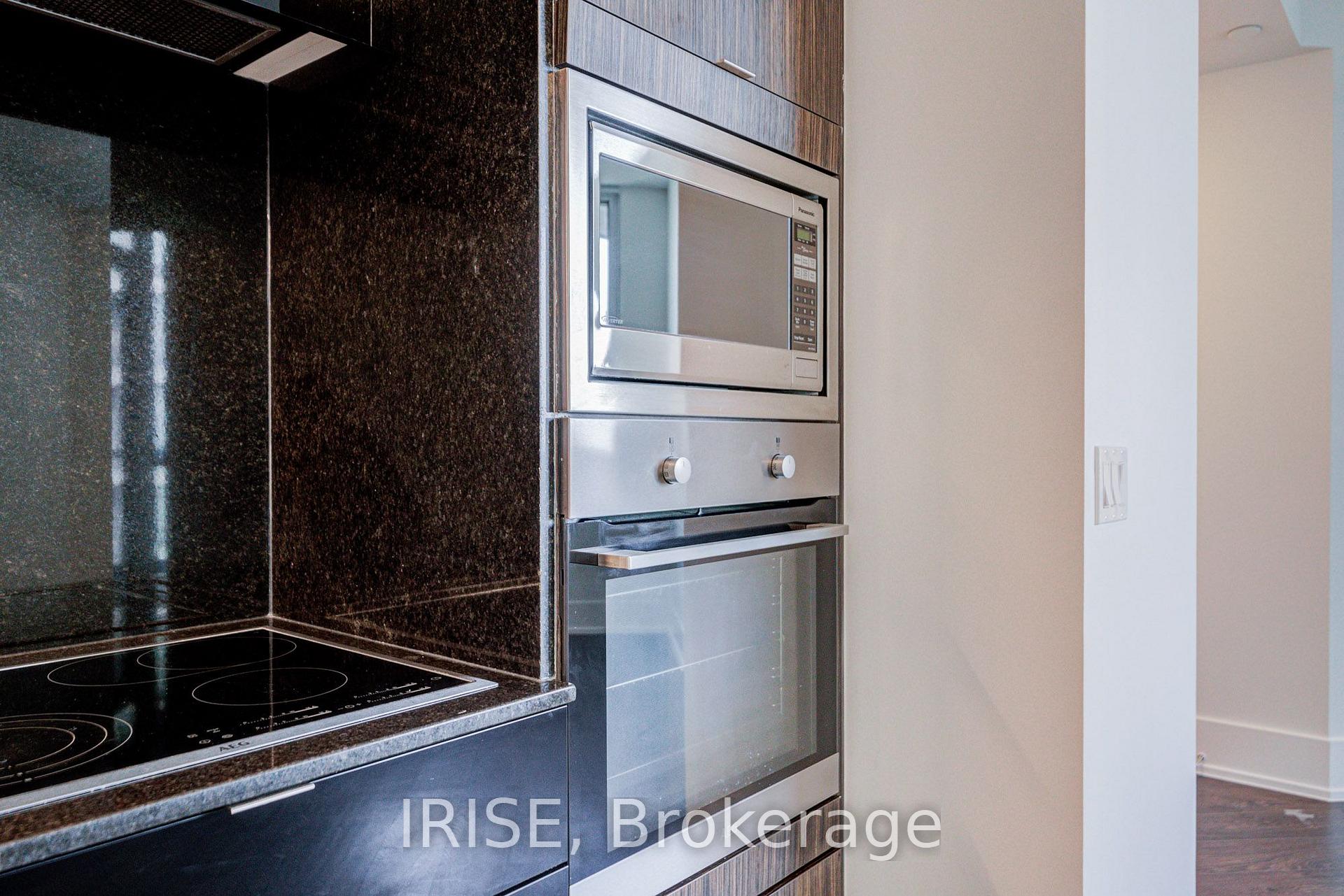 Photo 6 of Unit PH13, 1 Edgewater Drive, Toronto, Waterfront Communities — HOMEH