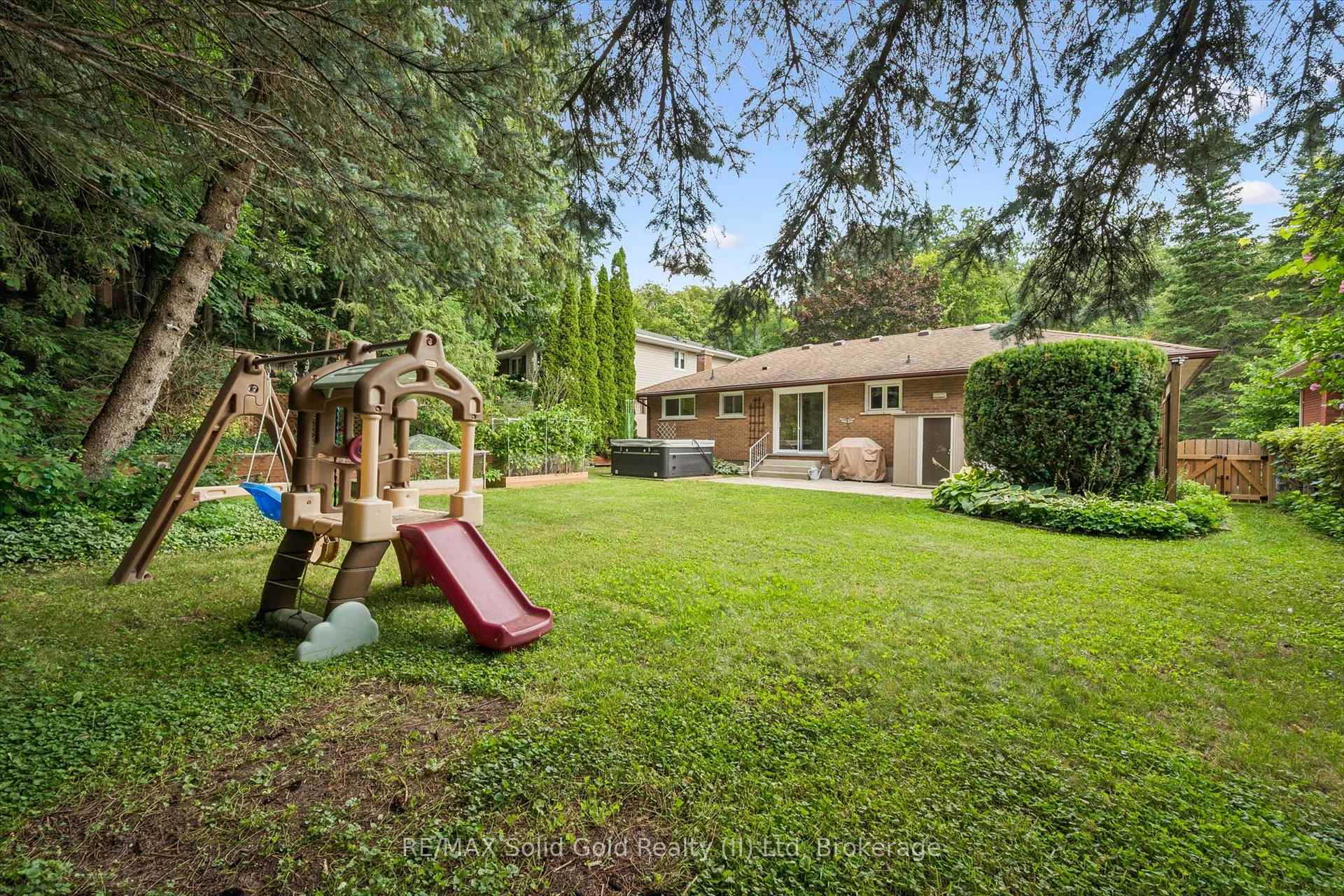 Photo 42 of 186 Marshall Street, Waterloo, Lincoln Heights — HOMEH