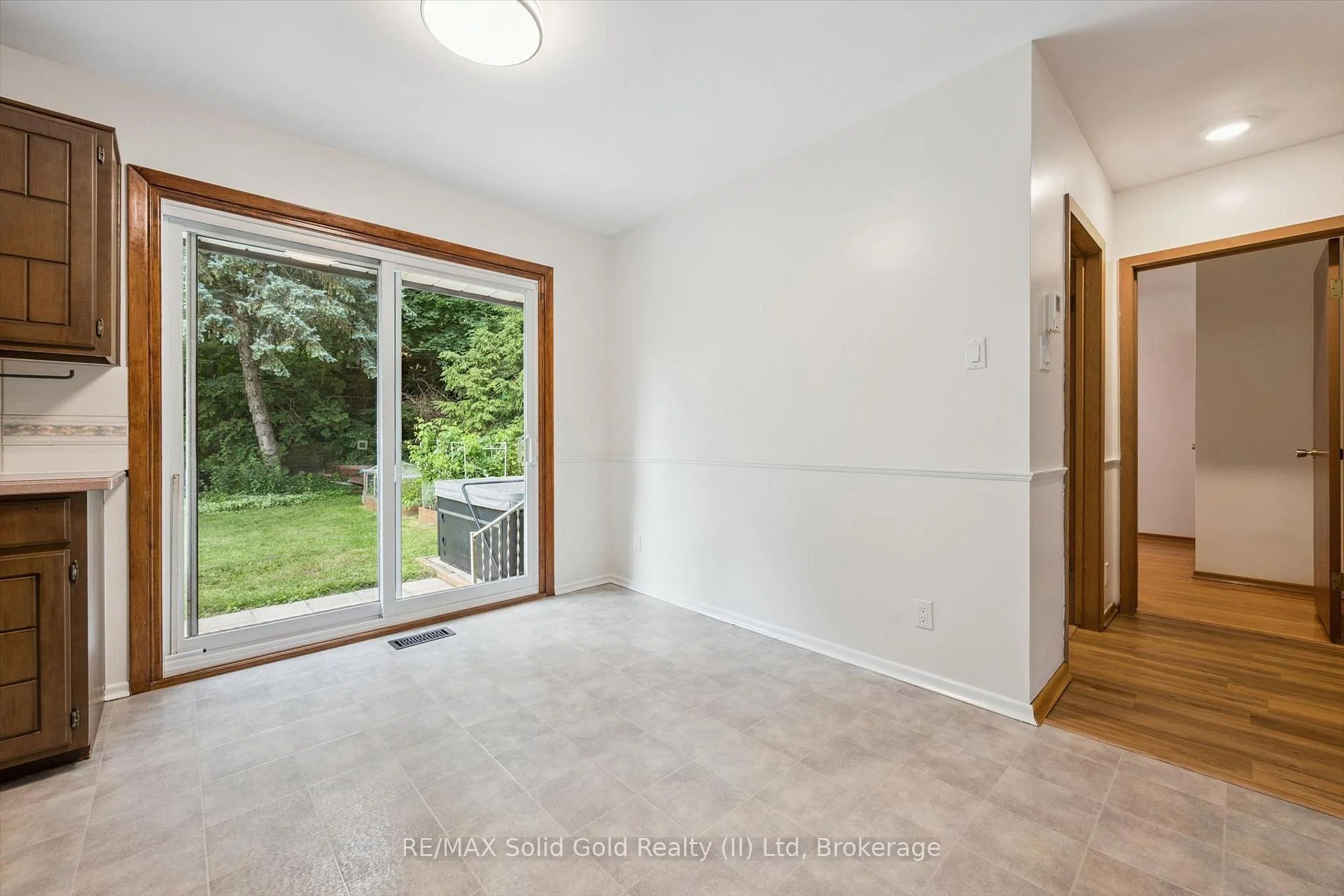 Photo 14 of 186 Marshall Street, Waterloo, Lincoln Heights — HOMEH