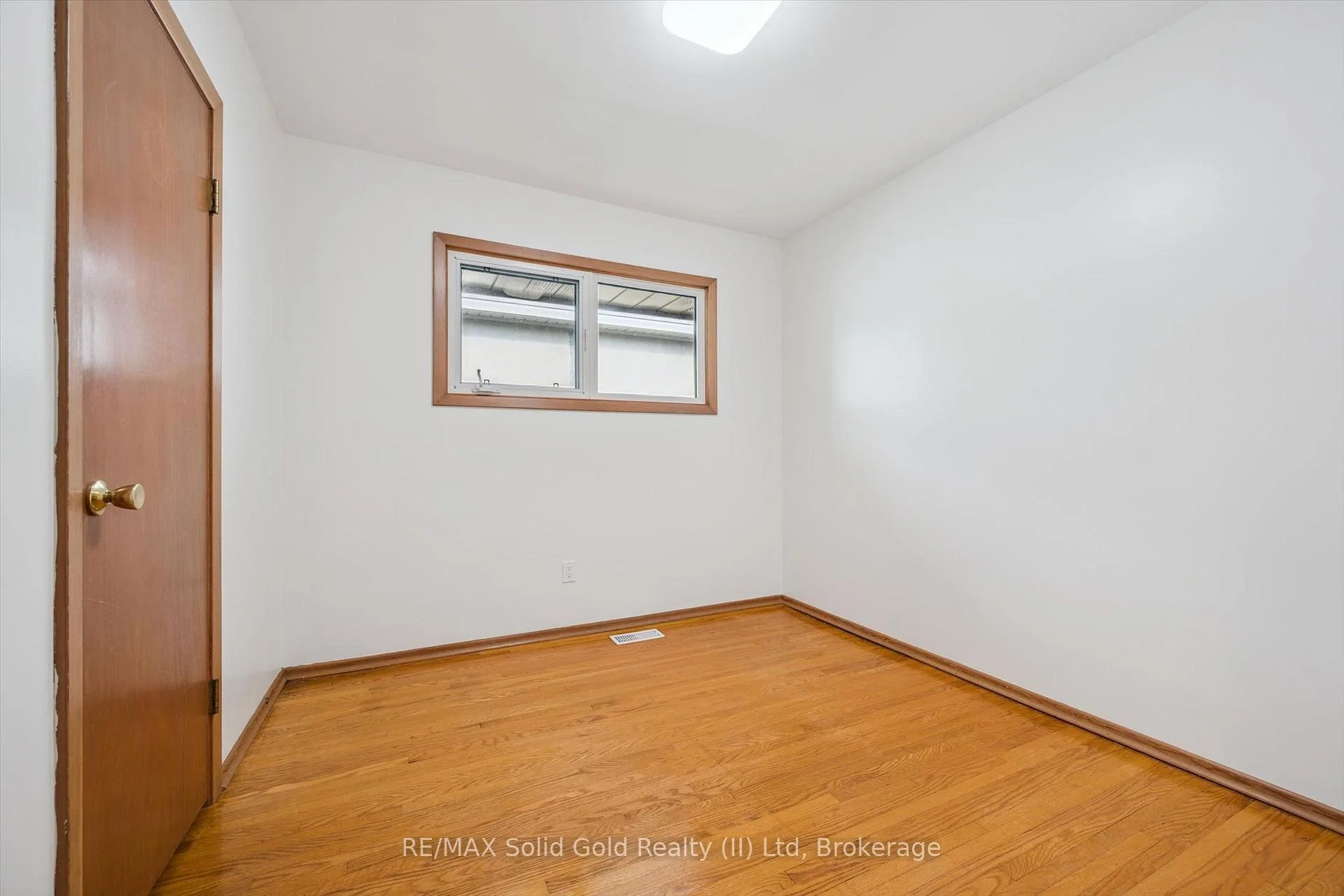 Photo 21 of 186 Marshall Street, Waterloo, Lincoln Heights — HOMEH