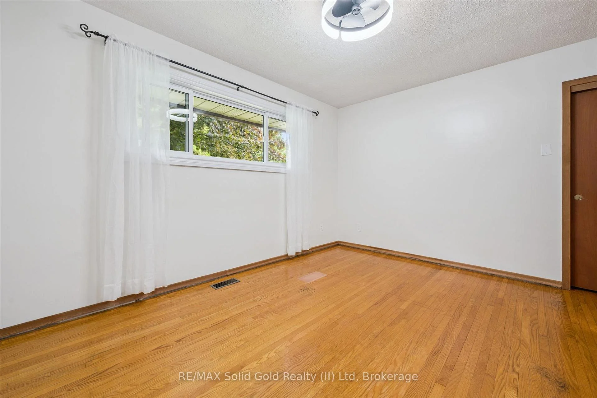 Photo 33 of 186 Marshall Street, Waterloo, Lincoln Heights — HOMEH