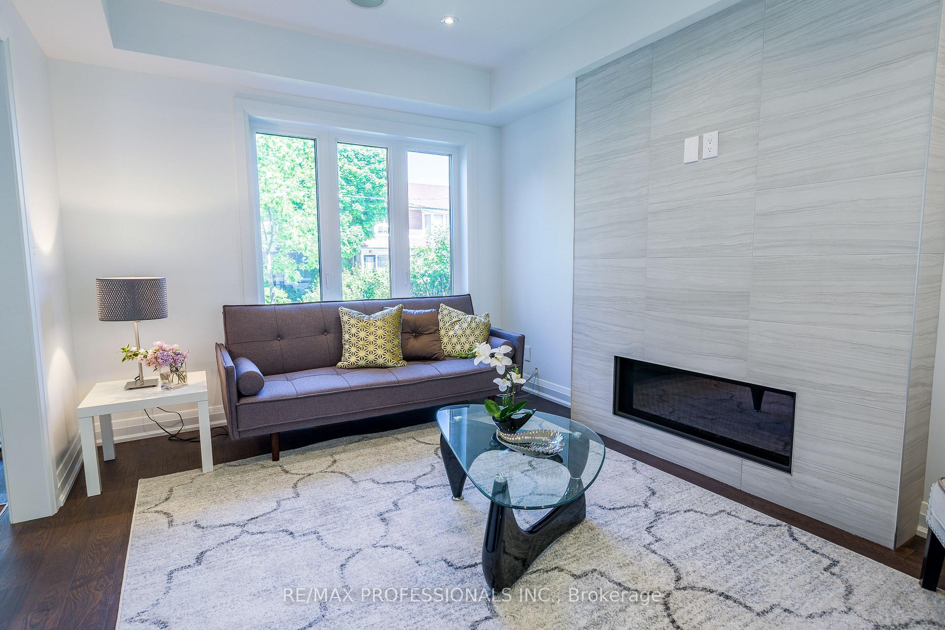 Photo 4 of 546 Beresford Avenue, Toronto, Runnymede-Bloor West Village — HOMEH