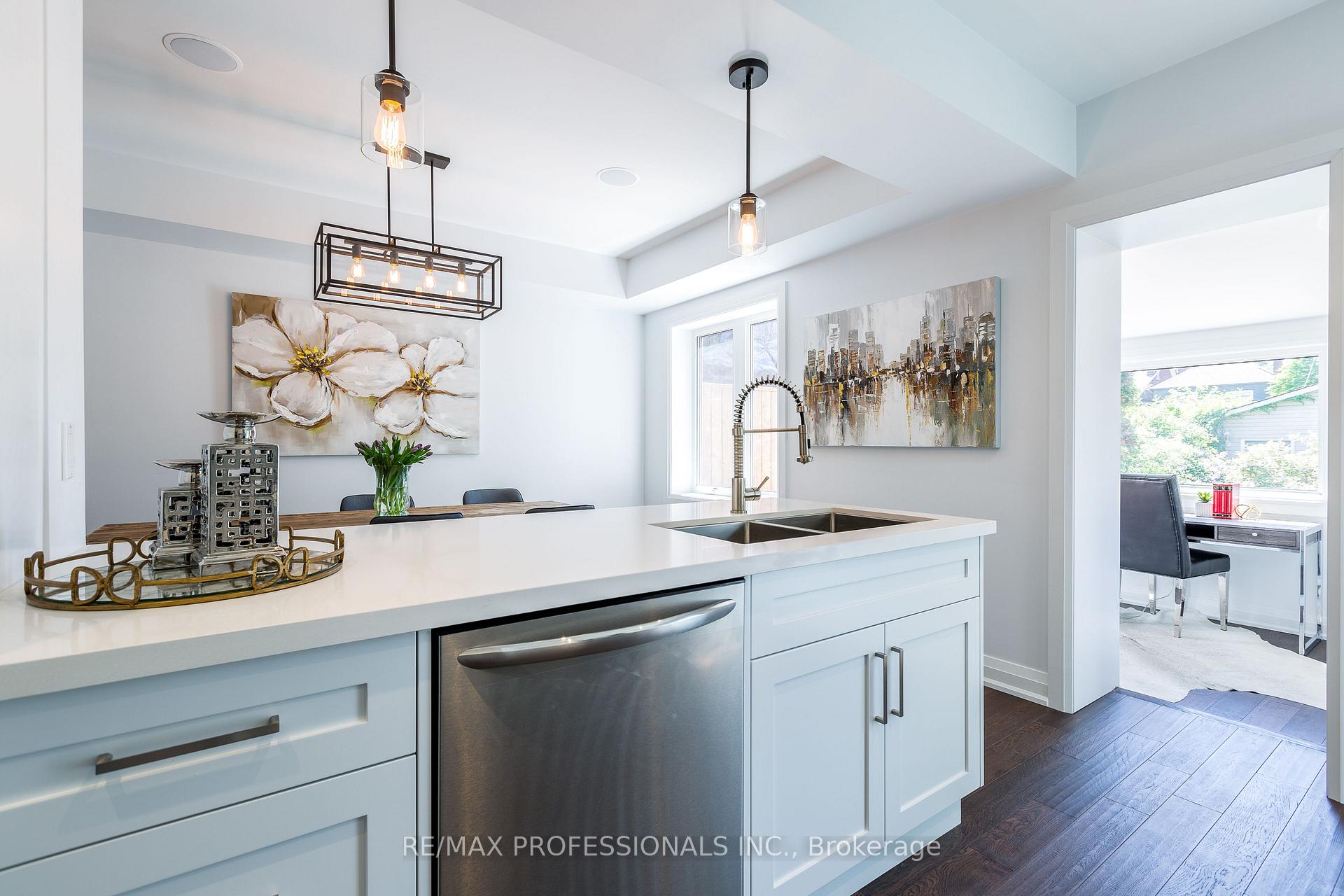 Photo 9 of 546 Beresford Avenue, Toronto, Runnymede-Bloor West Village — HOMEH