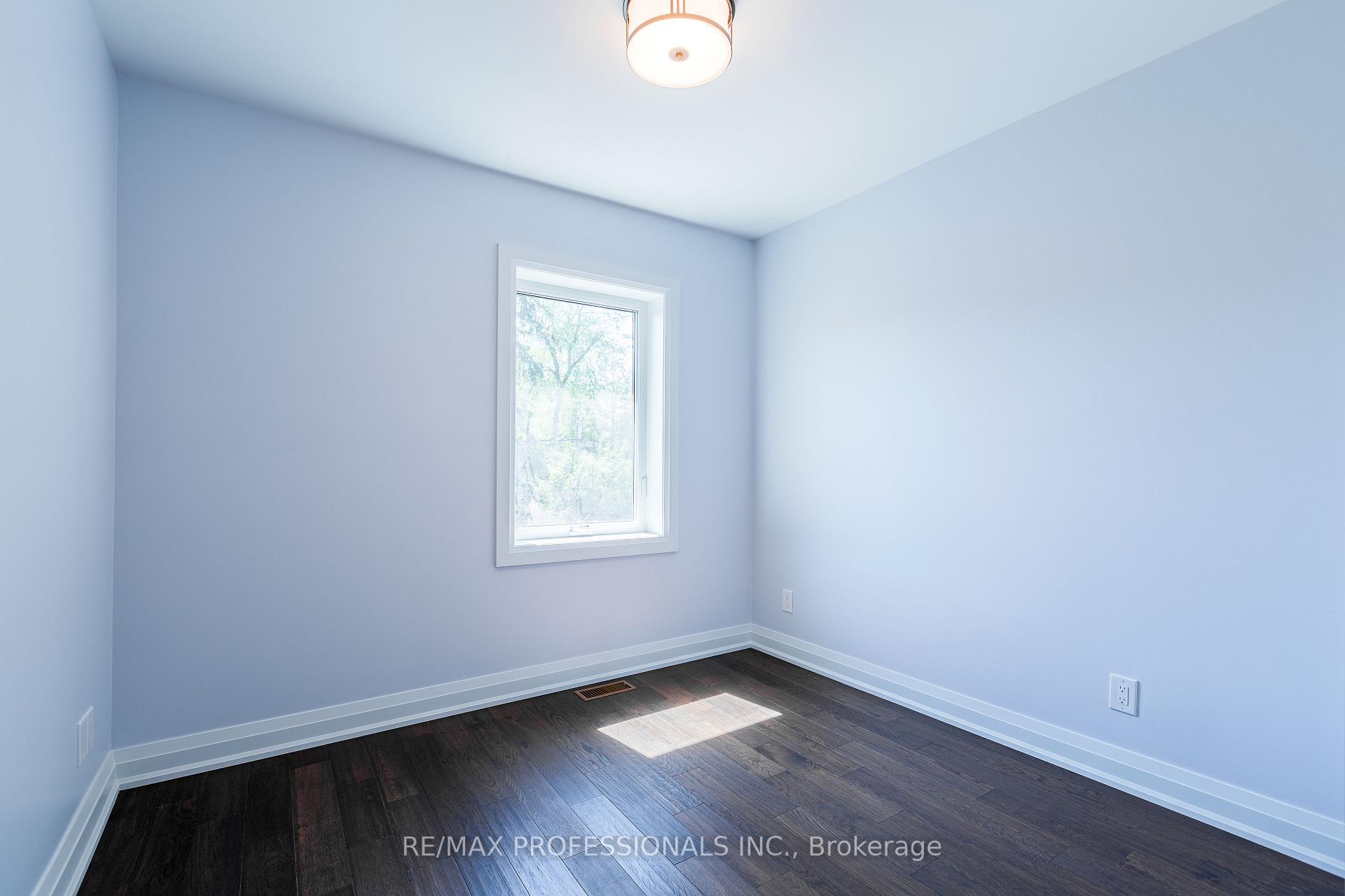 Photo 16 of 546 Beresford Avenue, Toronto, Runnymede-Bloor West Village — HOMEH