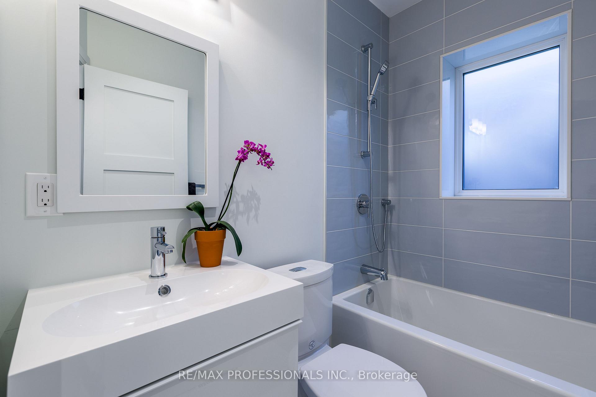 Photo 17 of 546 Beresford Avenue, Toronto, Runnymede-Bloor West Village — HOMEH