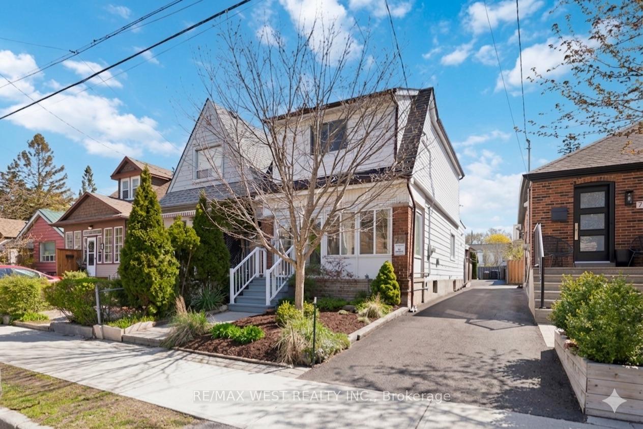 Photo 3 of 79 King Edward Avenue, Toronto, Woodbine-Lumsden — HOMEH