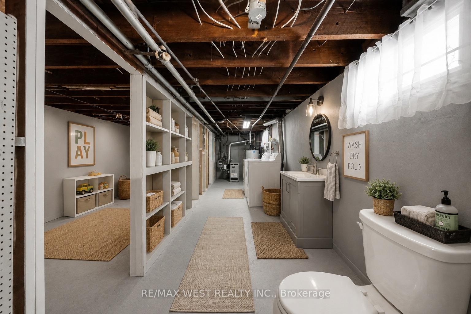Photo 21 of 79 King Edward Avenue, Toronto, Woodbine-Lumsden — HOMEH