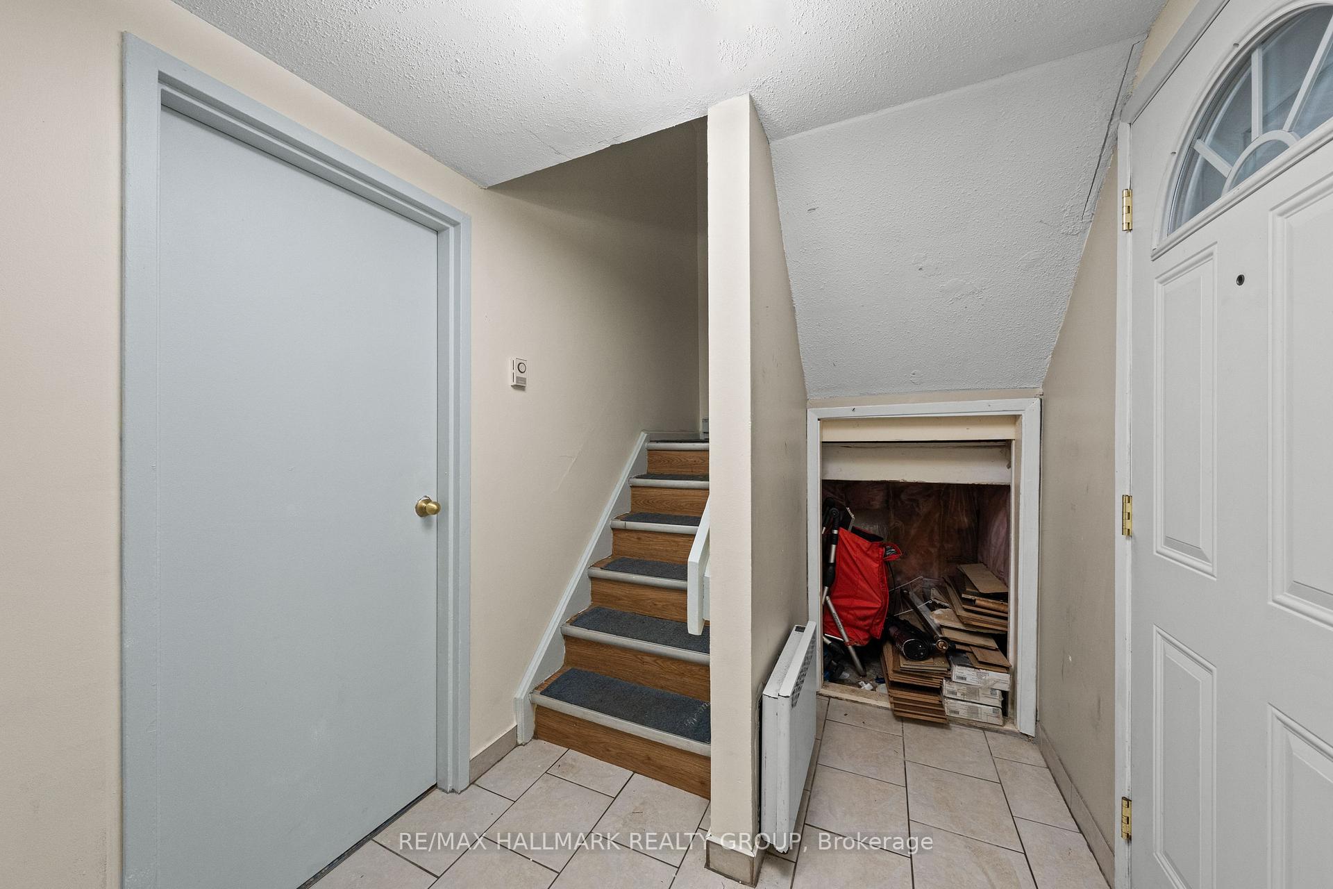 Photo 5 of Unit 64, 3415 Uplands Drive, Ottawa, Hunt Club — HOMEH