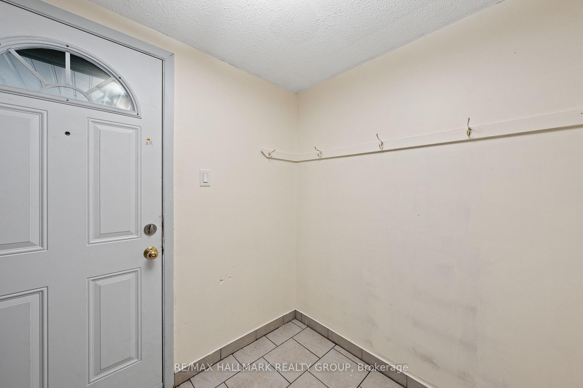 Photo 6 of Unit 64, 3415 Uplands Drive, Ottawa, Hunt Club — HOMEH