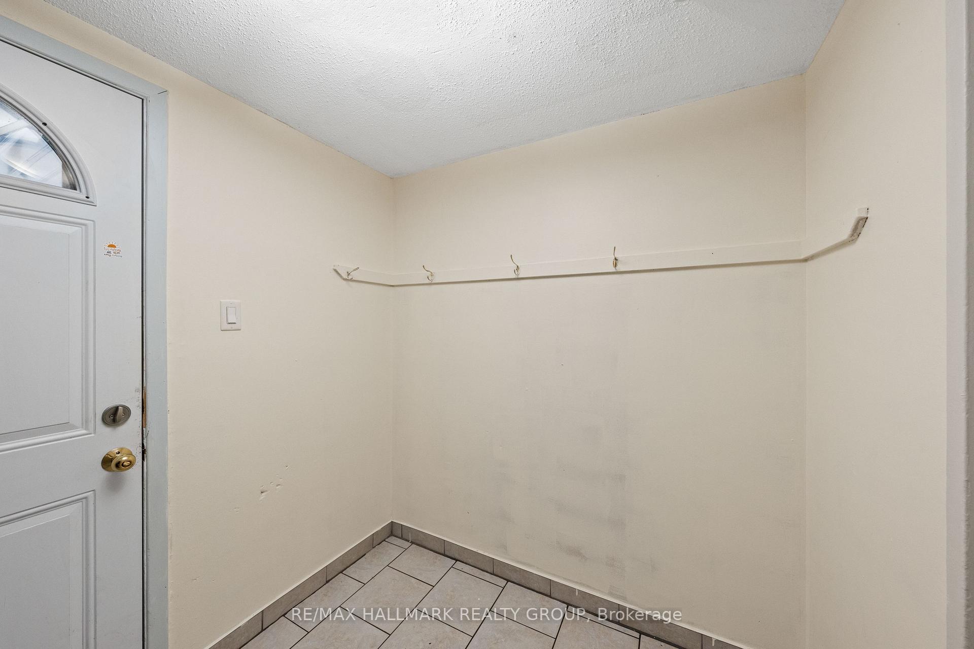 Photo 7 of Unit 64, 3415 Uplands Drive, Ottawa, Hunt Club — HOMEH