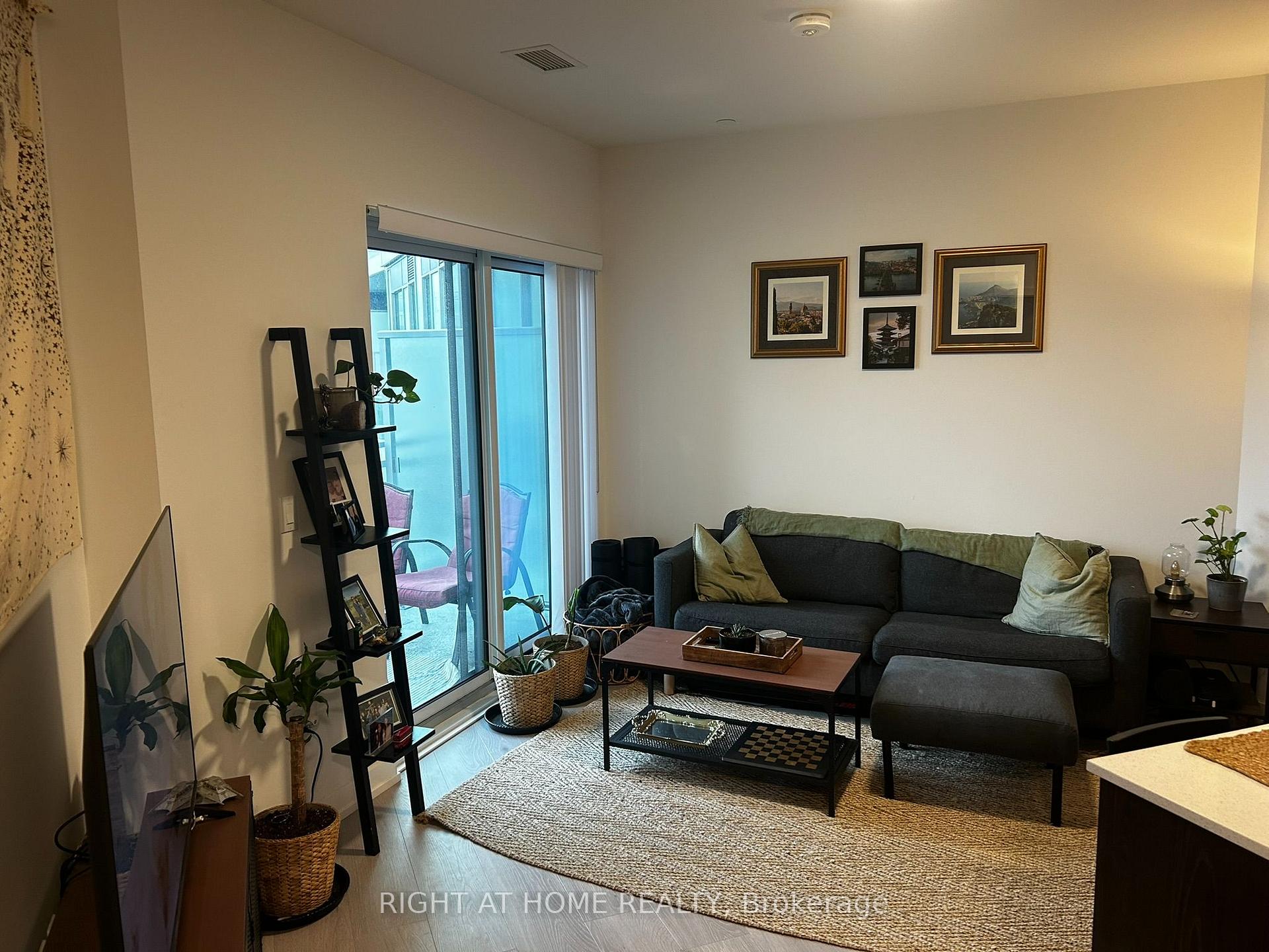 Photo 24 of Unit 641, 2501 Saw Whet Boulevard, Oakville, Glen Abbey — HOMEH