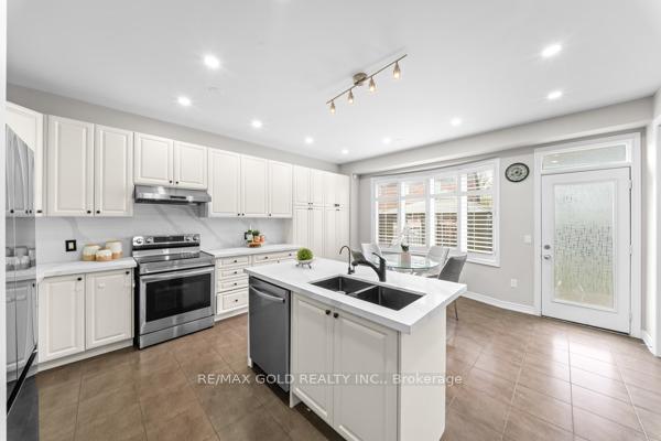 Photo 15 of 10 Rougebank Avenue, Caledon, Rural Caledon — HOMEH