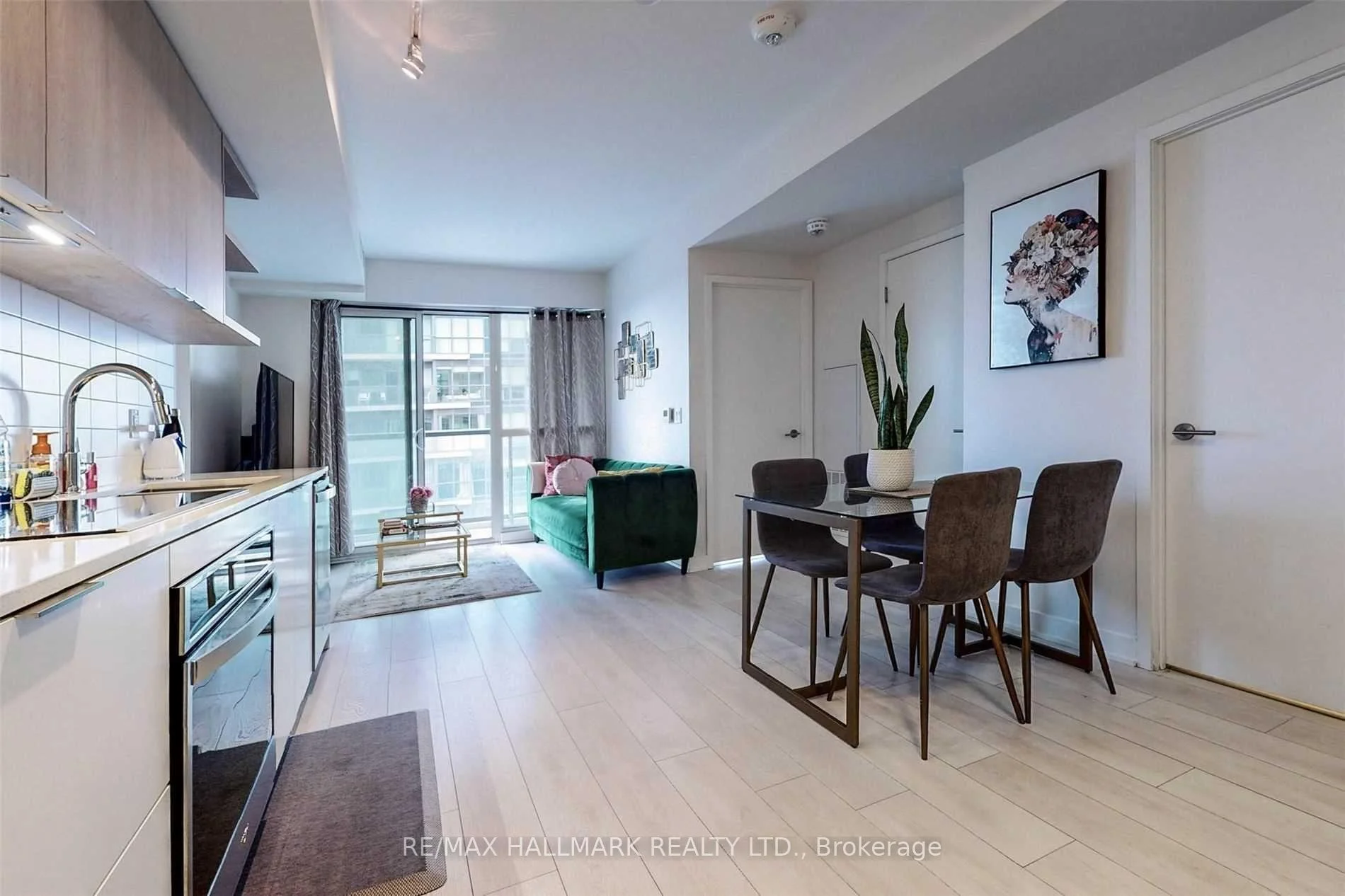 Photo 13 of Unit 808, 6 Sonic Way, Toronto, Flemingdon Park — HOMEH