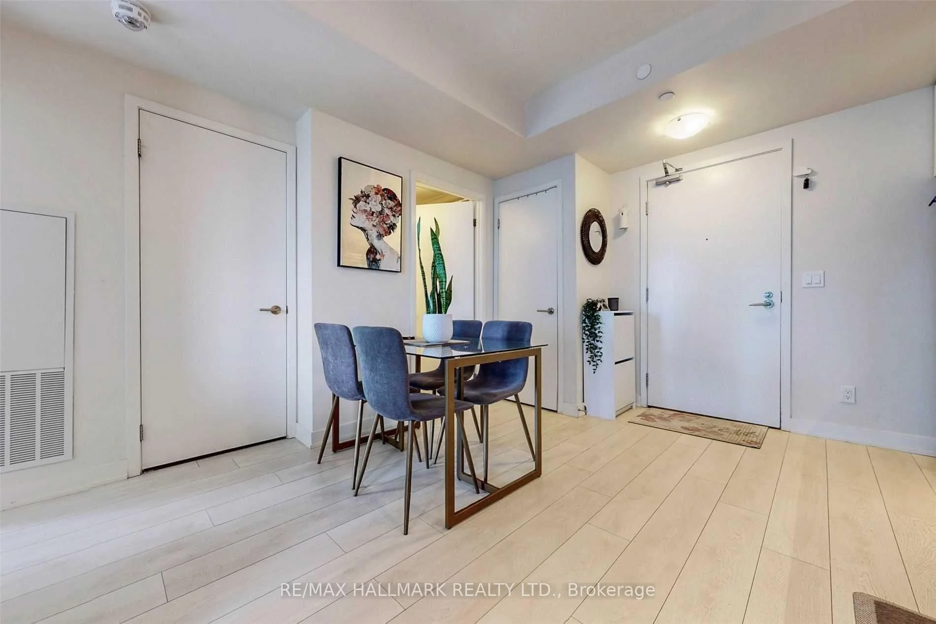 Photo 15 of Unit 808, 6 Sonic Way, Toronto, Flemingdon Park — HOMEH