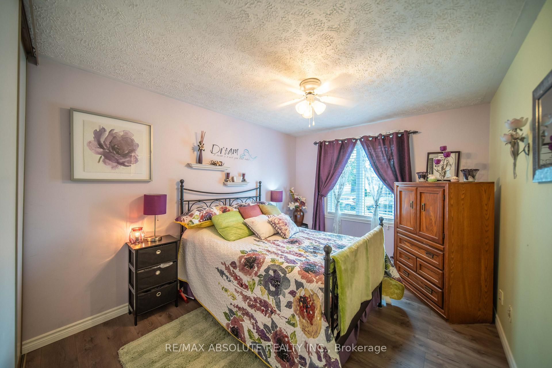 Photo 22 of 54 Albert Street, Russell, Embrun — HOMEH