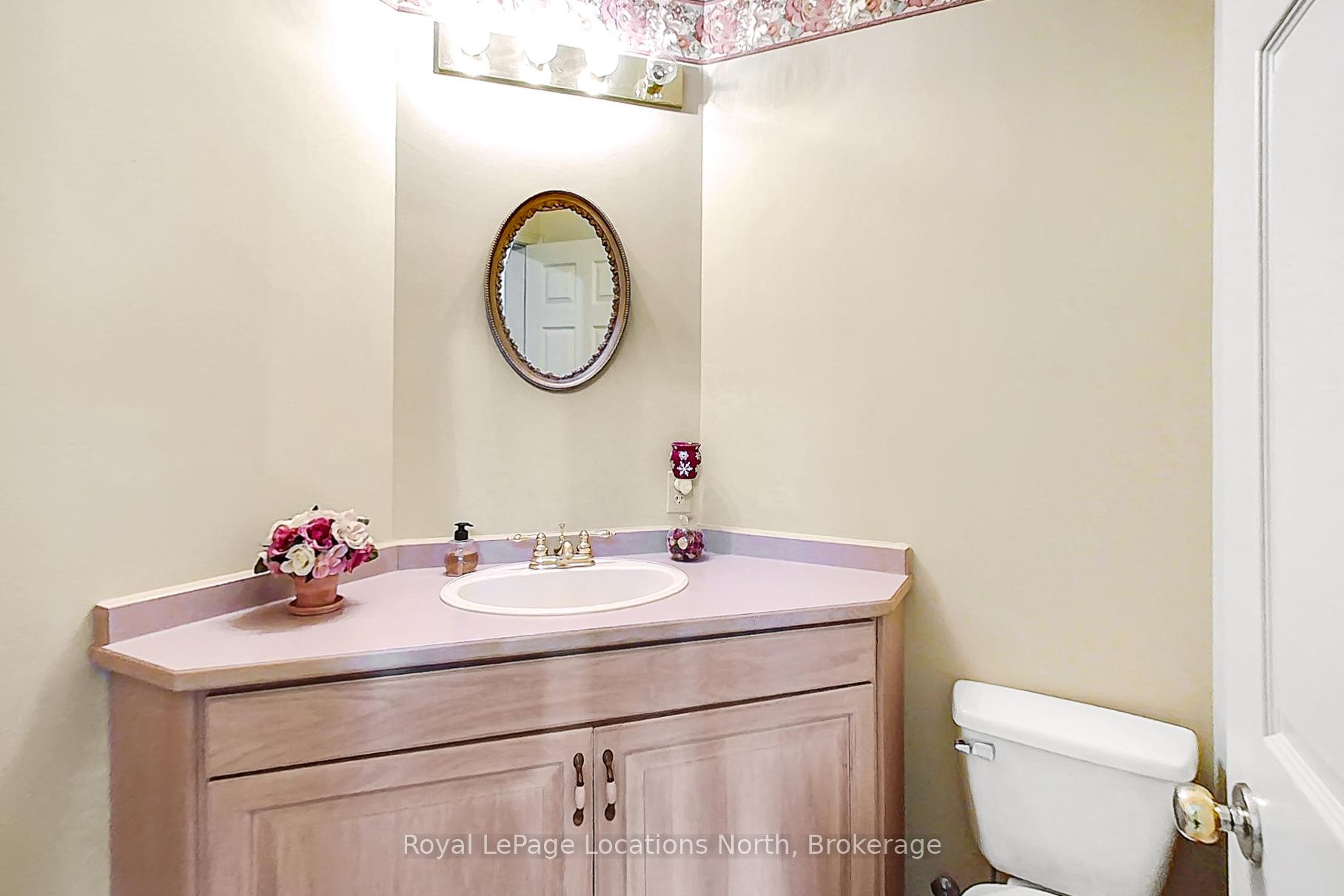 Photo 18 of 217 Dominion Drive, Clearview, Stayner — HOMEH