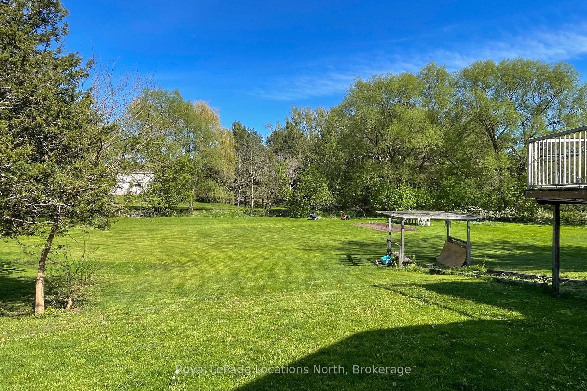 Photo 34 of 217 Dominion Drive, Clearview, Stayner — HOMEH
