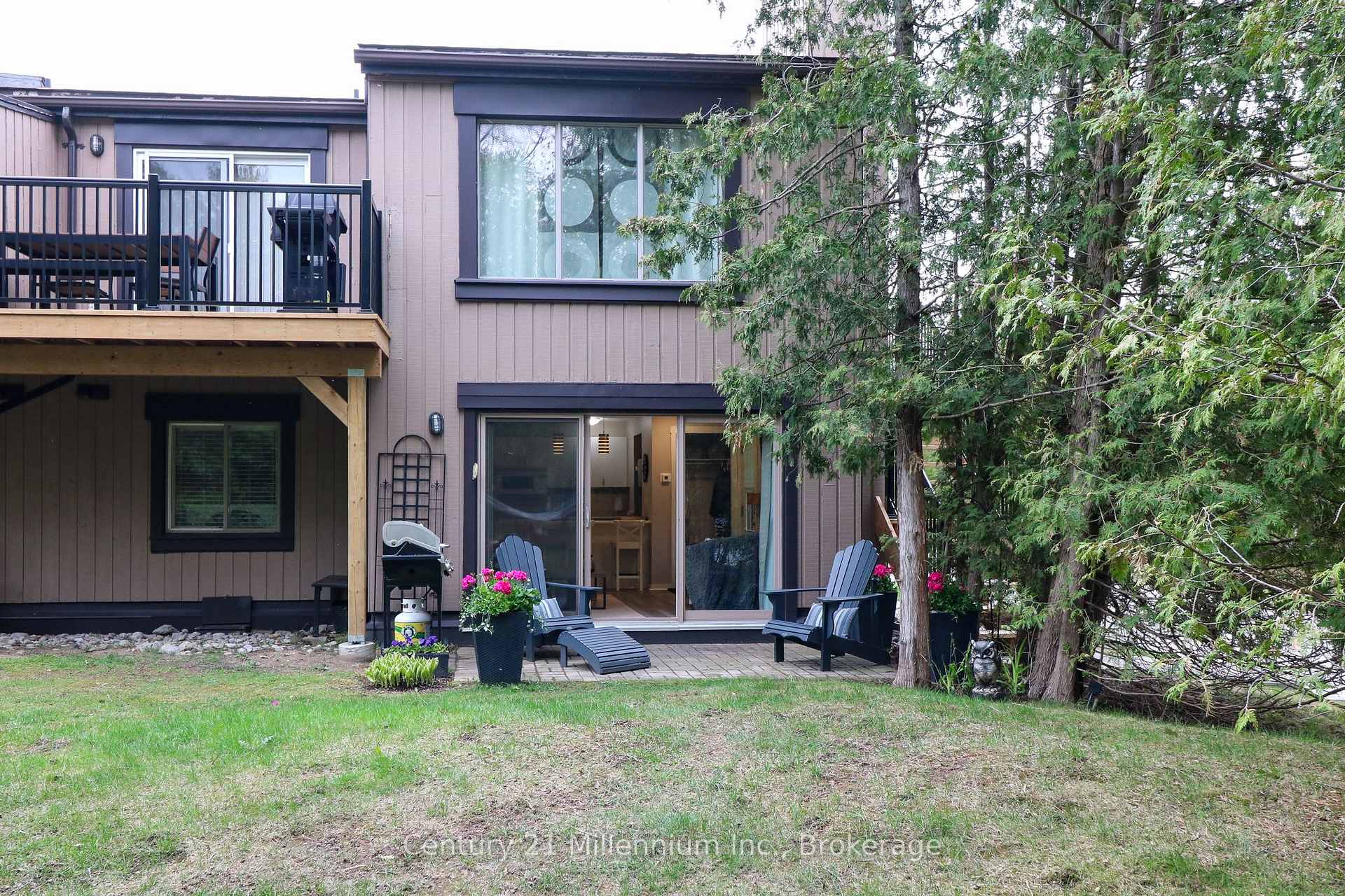 Photo 5 of Unit 98, 23 Dawson Drive, Collingwood — HOMEH