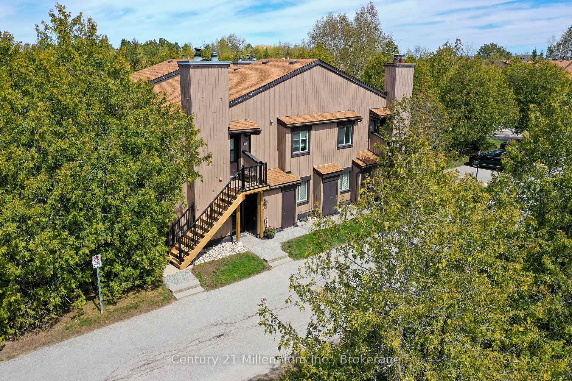 Photo 39 of Unit 98, 23 Dawson Drive, Collingwood — HOMEH